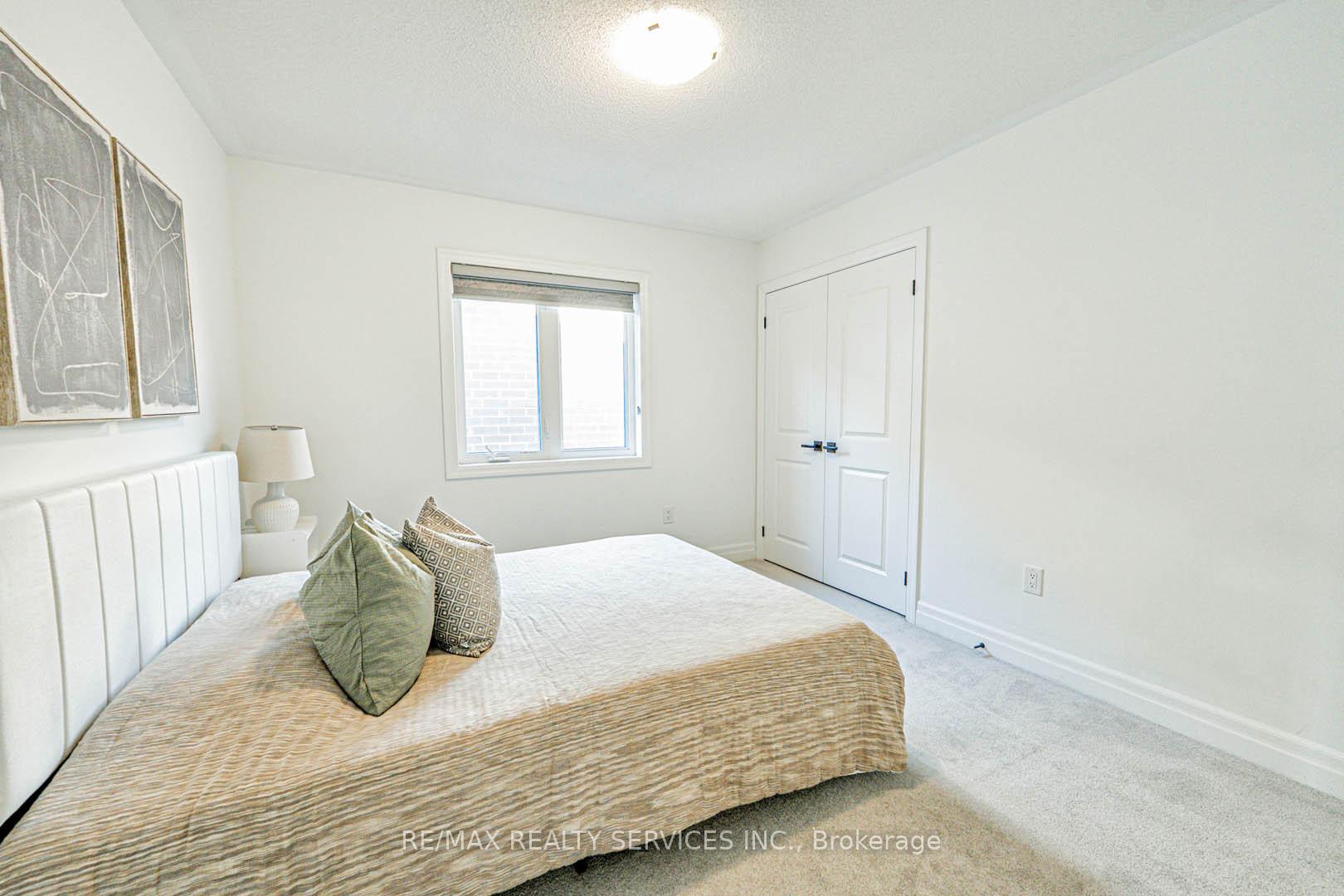 Photo 31 of 462 Violet Gate, Milton, Walker — HOMEH
