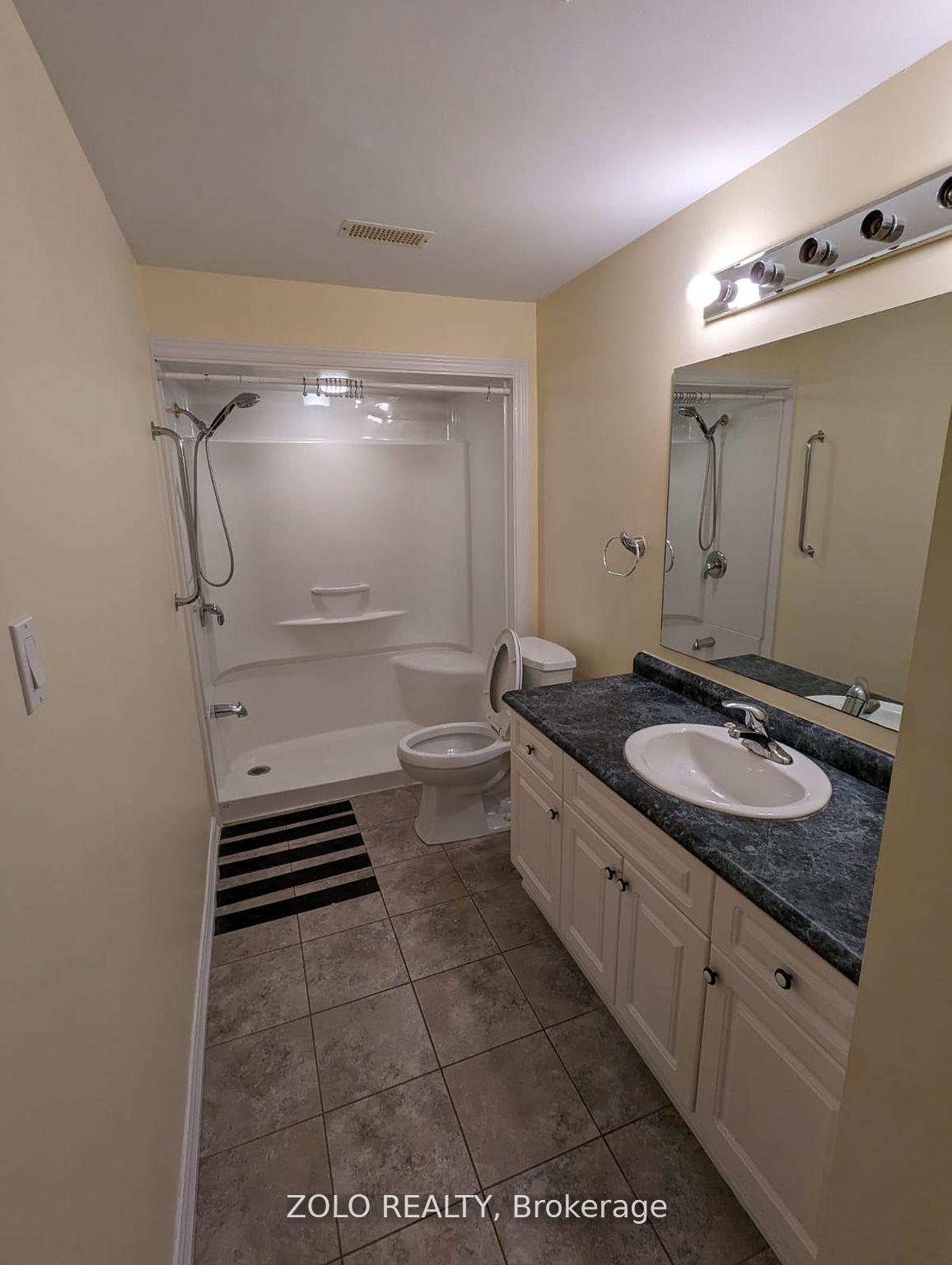 Photo 3 of 907 Catskill Drive, Oshawa, Northglen — HOMEH