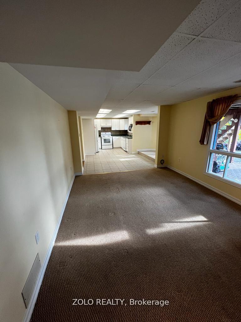 Photo 9 of 907 Catskill Drive, Oshawa, Northglen — HOMEH