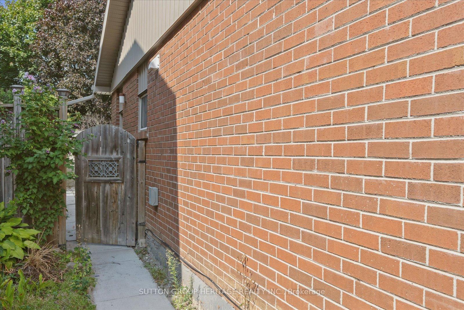 Photo 32 of 1880 Una Road, Pickering, Amberlea — HOMEH