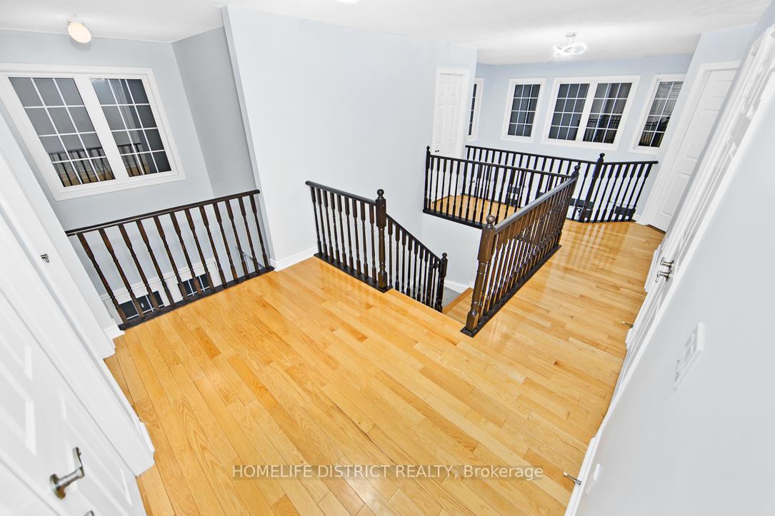 Photo 23 of 847 Greenleaf Circle, Oshawa, Taunton — HOMEH
