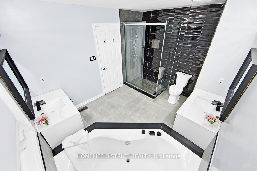 Photo 25 of 847 Greenleaf Circle, Oshawa, Taunton — HOMEH