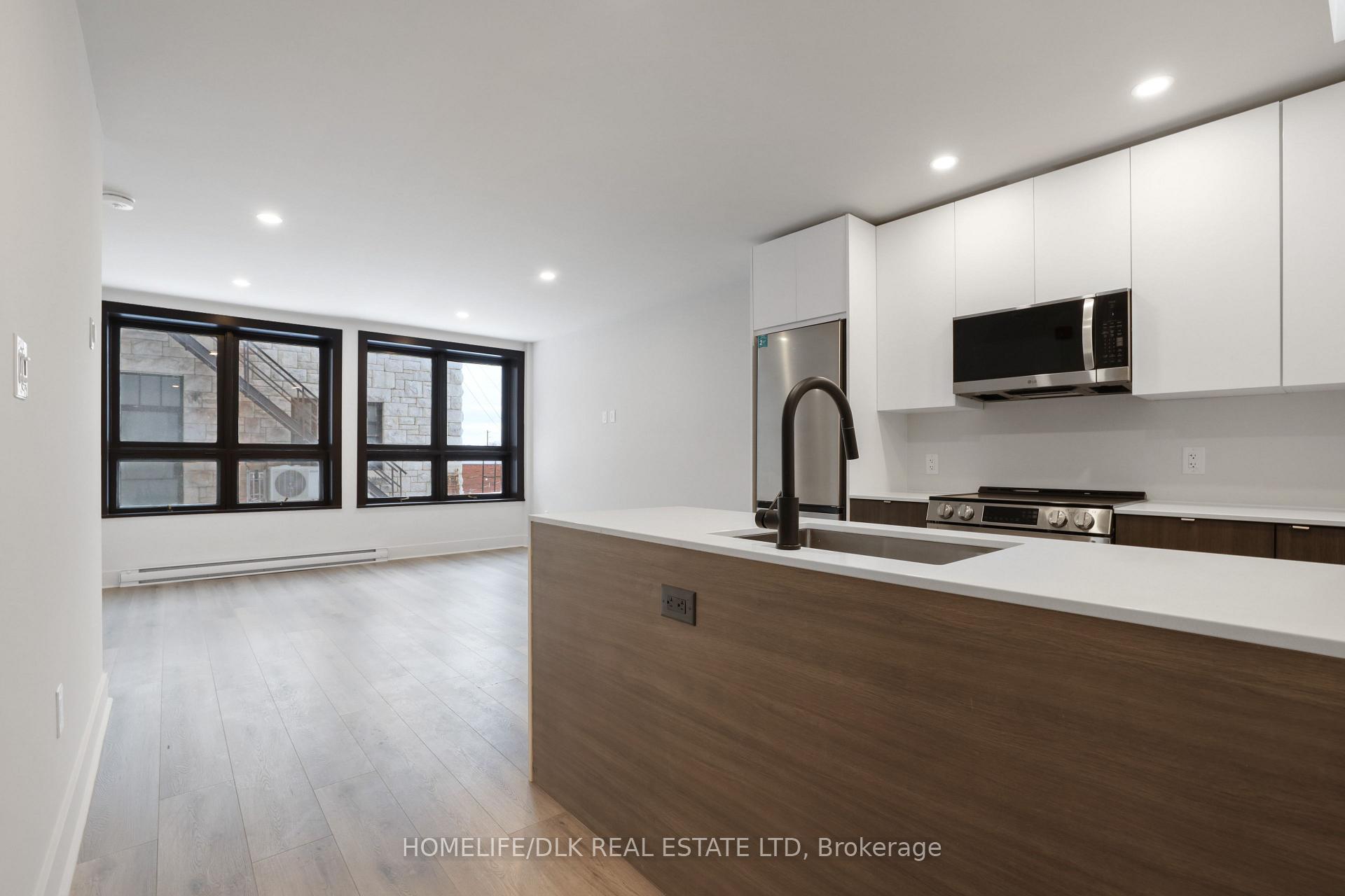 Photo 3 of Unit 205, 249 Raglan Street S, Renfrew — HOMEH