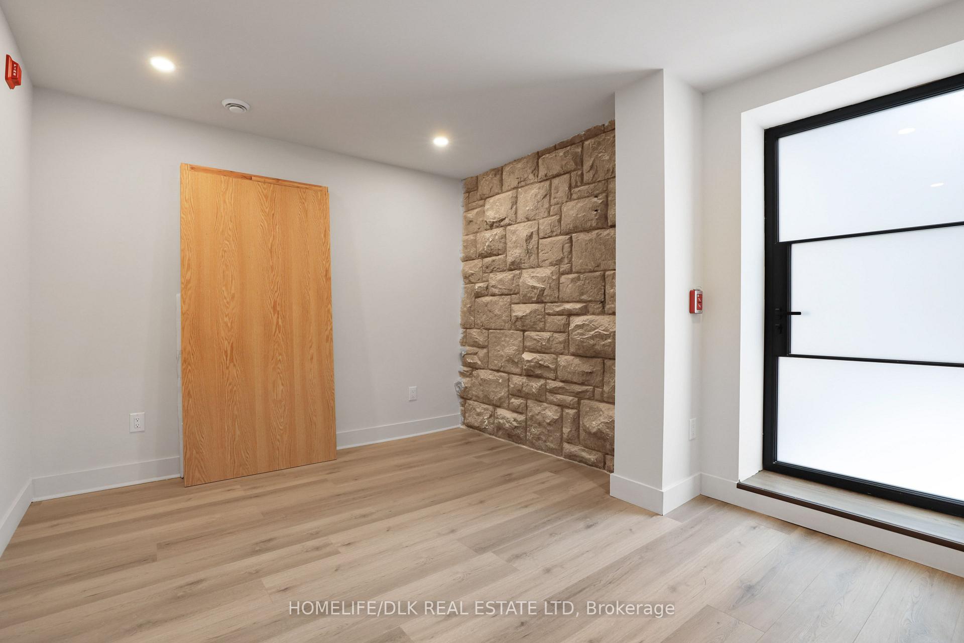 Photo 12 of Unit 205, 249 Raglan Street S, Renfrew — HOMEH