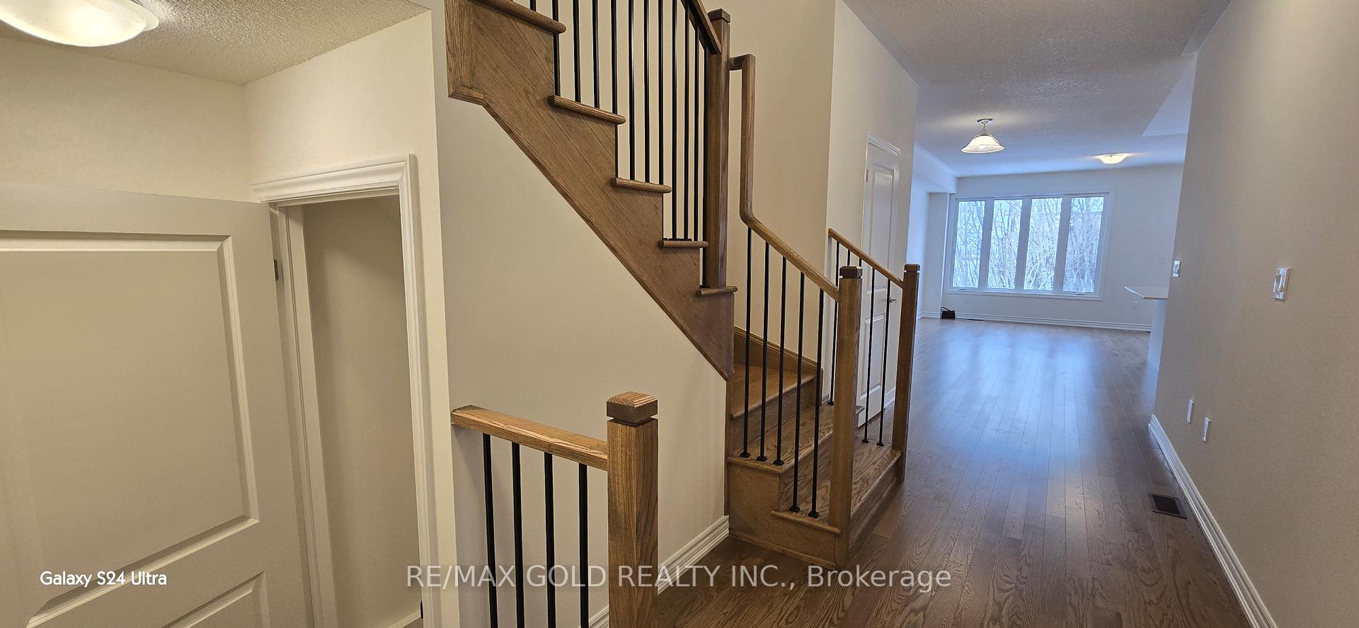 Photo 4 of 579 Celandine Terrace, Milton, Walker — HOMEH