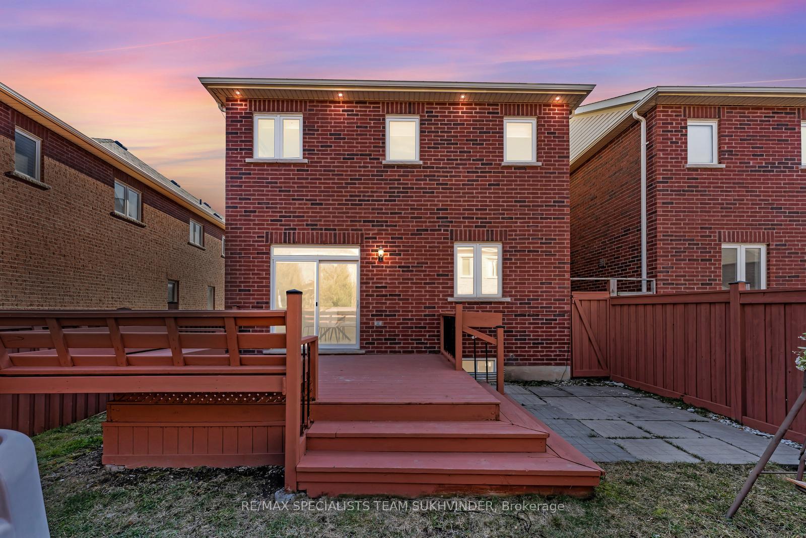 Photo 2 of 407 Savoline Boulevard, Milton, Scott — HOMEH