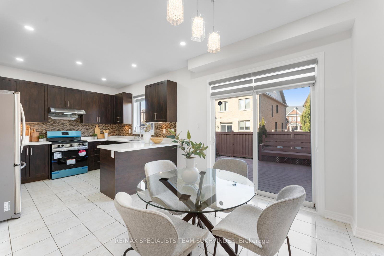 Photo 15 of 407 Savoline Boulevard, Milton, Scott — HOMEH