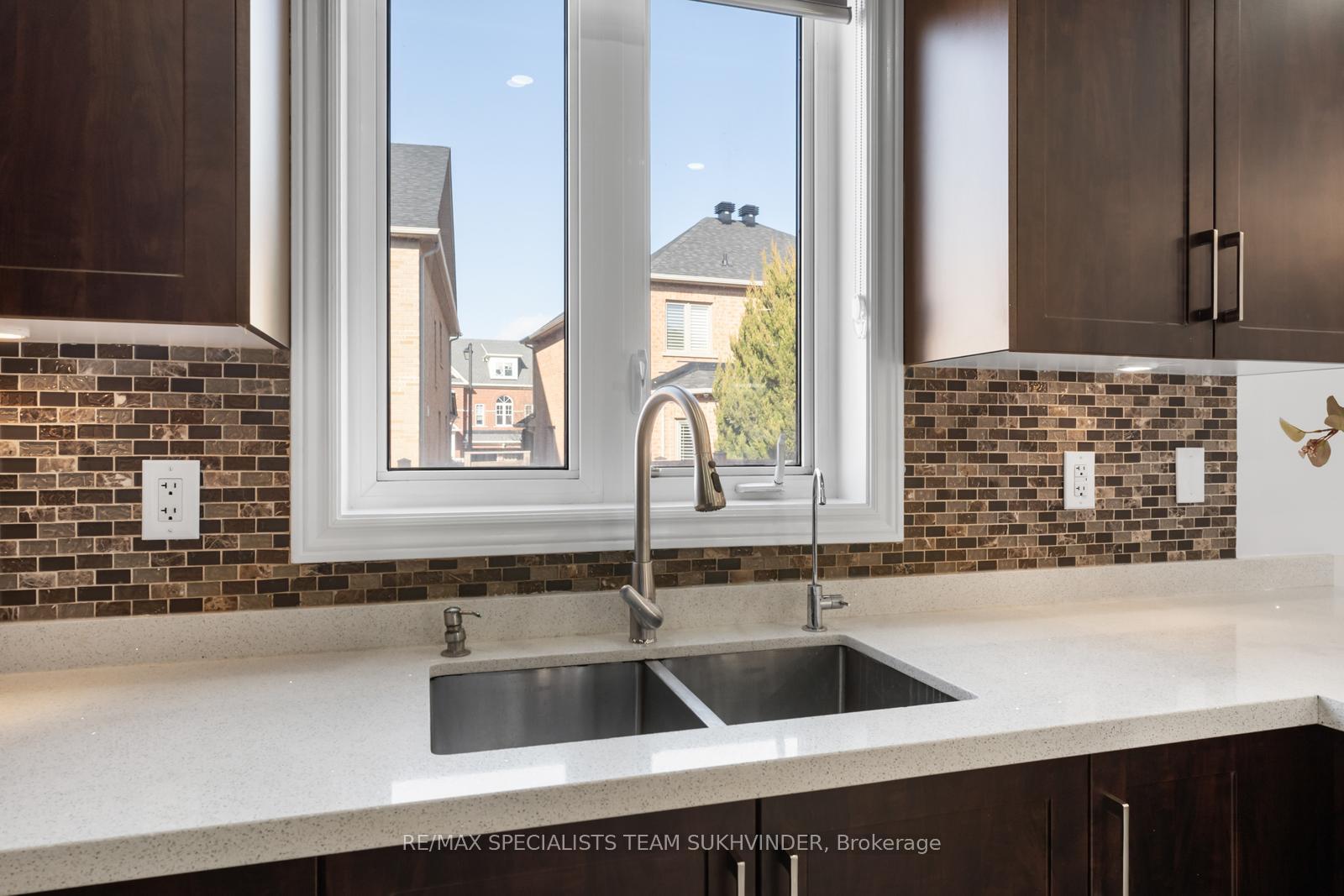 Photo 20 of 407 Savoline Boulevard, Milton, Scott — HOMEH