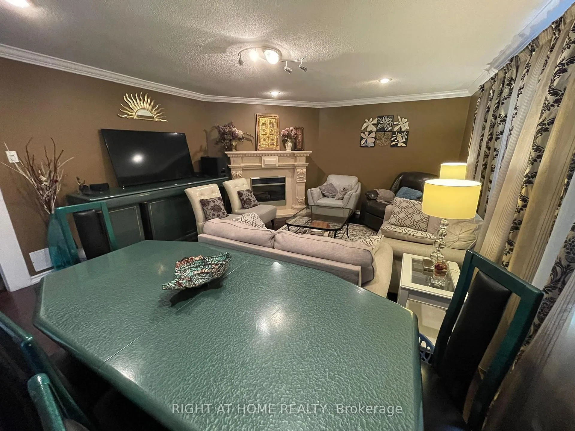 Photo 16 of 1627 Middleton Street, Pickering, Brock Ridge — HOMEH