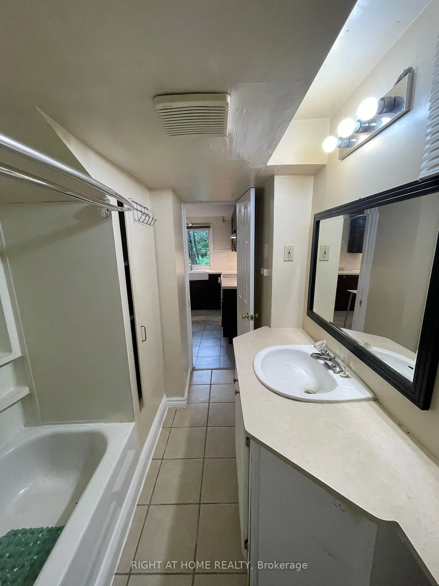 Photo 28 of 1627 Middleton Street, Pickering, Brock Ridge — HOMEH