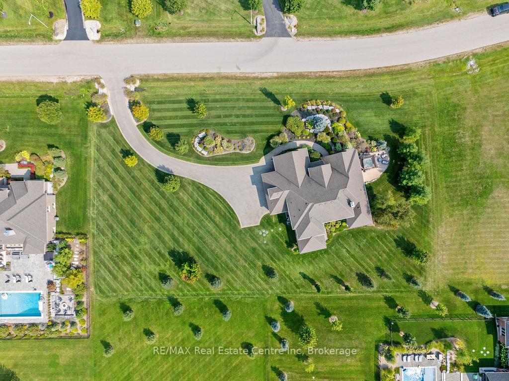 Photo 4 of 84 Old Ruby Lane, Puslinch, Rural Puslinch East — HOMEH