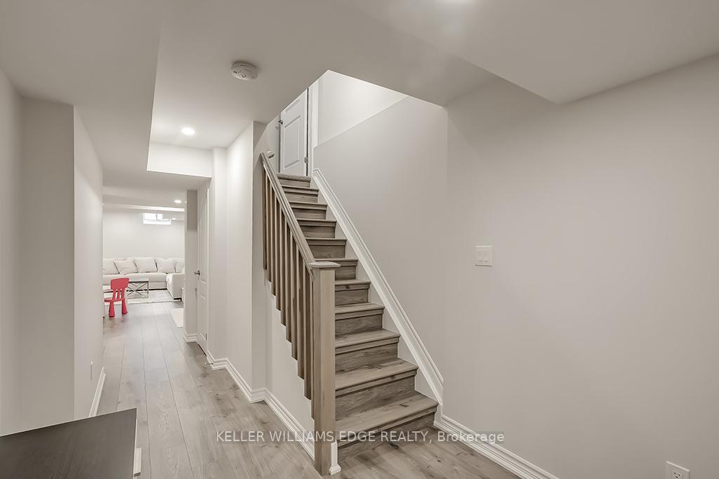 Photo 34 of 17 Heaven Crescent, Milton, Ford — HOMEH