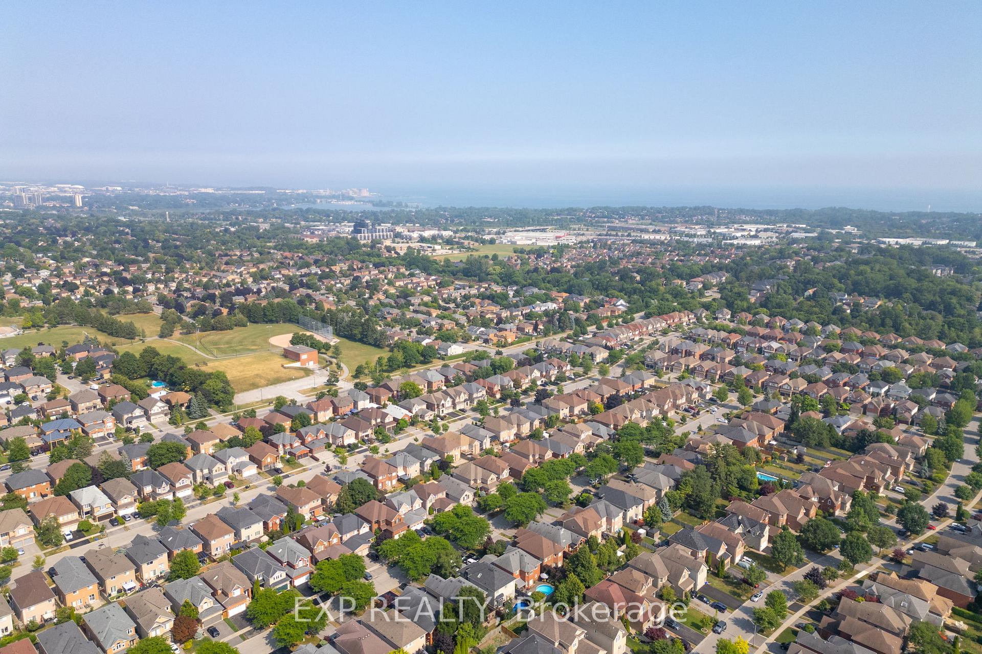 Photo 34 of 1761 White Cedar Drive, Pickering, Amberlea — HOMEH