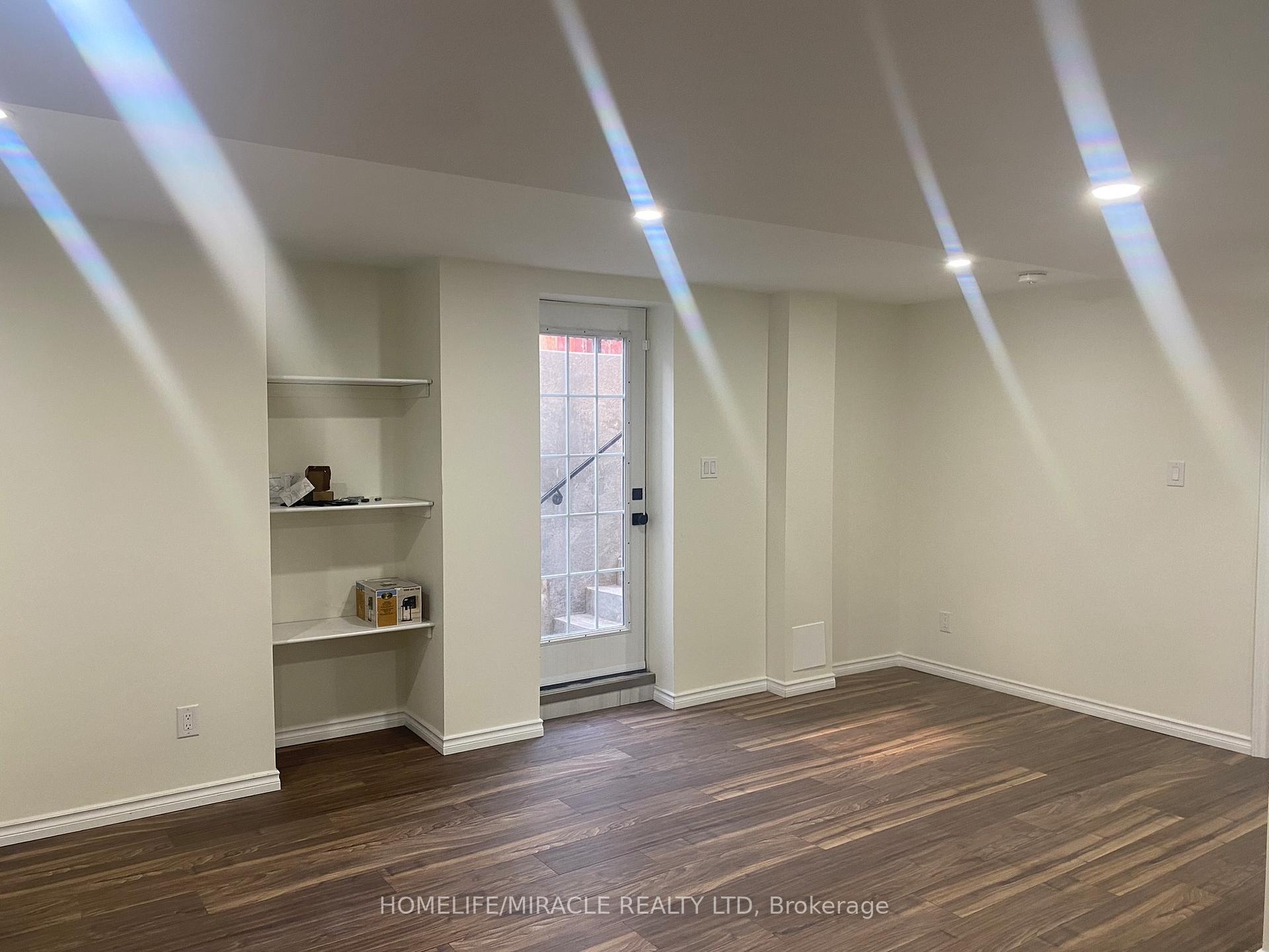 Photo 3 of 1486 Cordick Street, Oshawa, Taunton — HOMEH