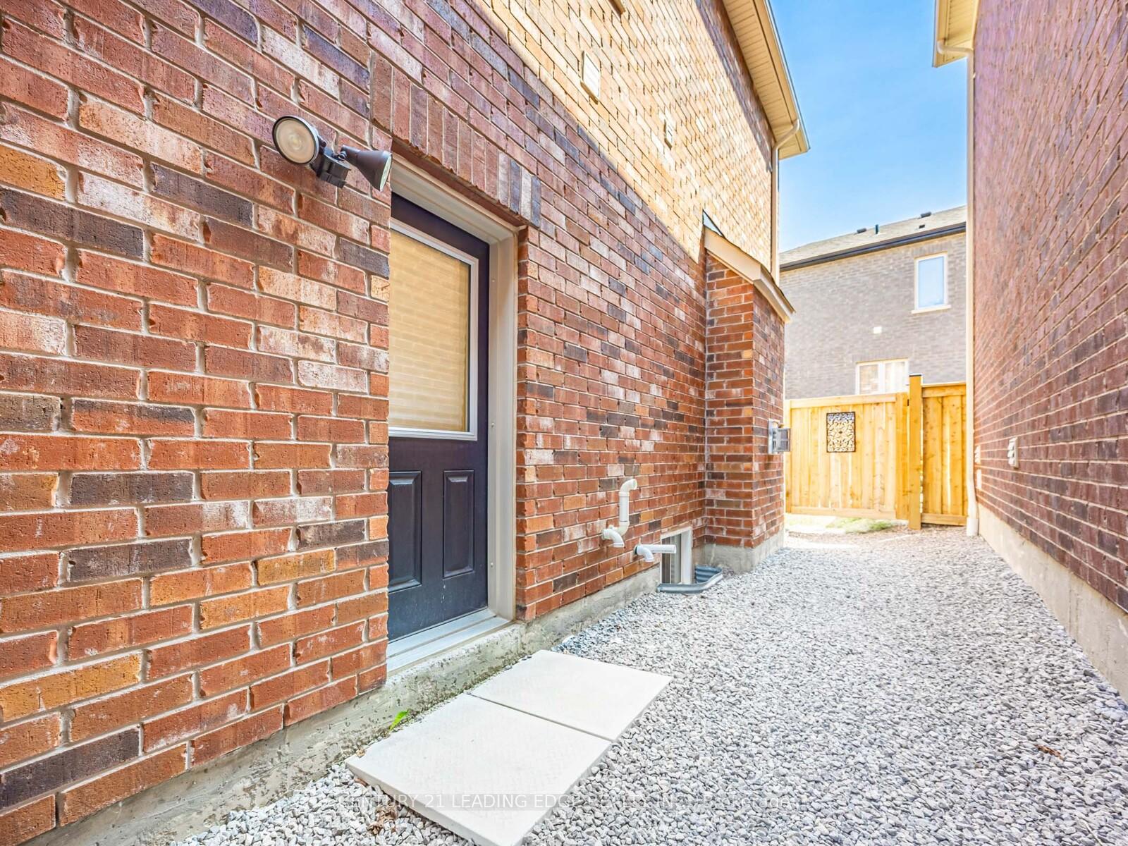 Photo 33 of 2632 Sapphire Drive, Pickering, Rural Pickering — HOMEH