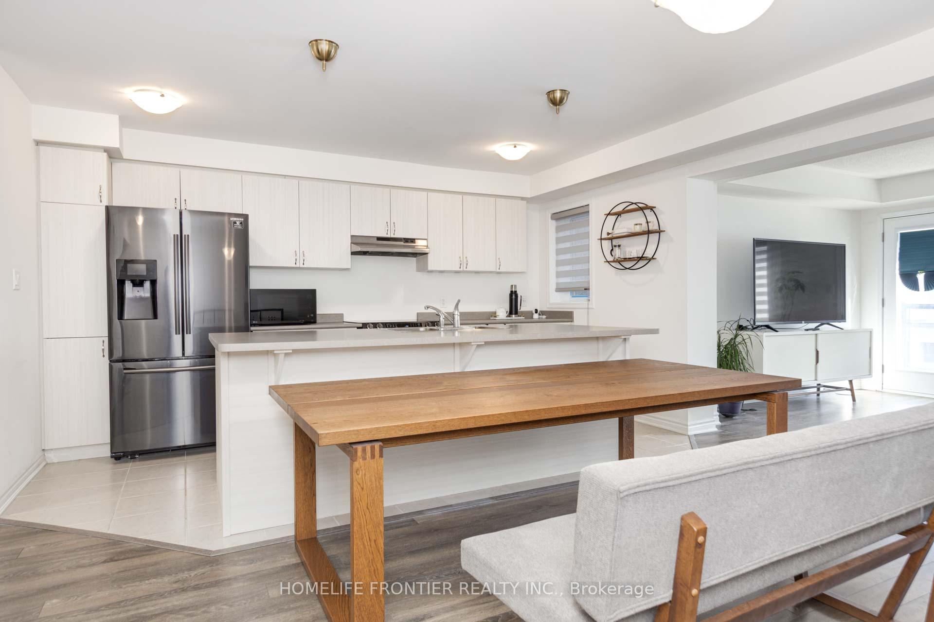 Photo 4 of Unit 19, 1125 Leger Way, Milton, Ford — HOMEH