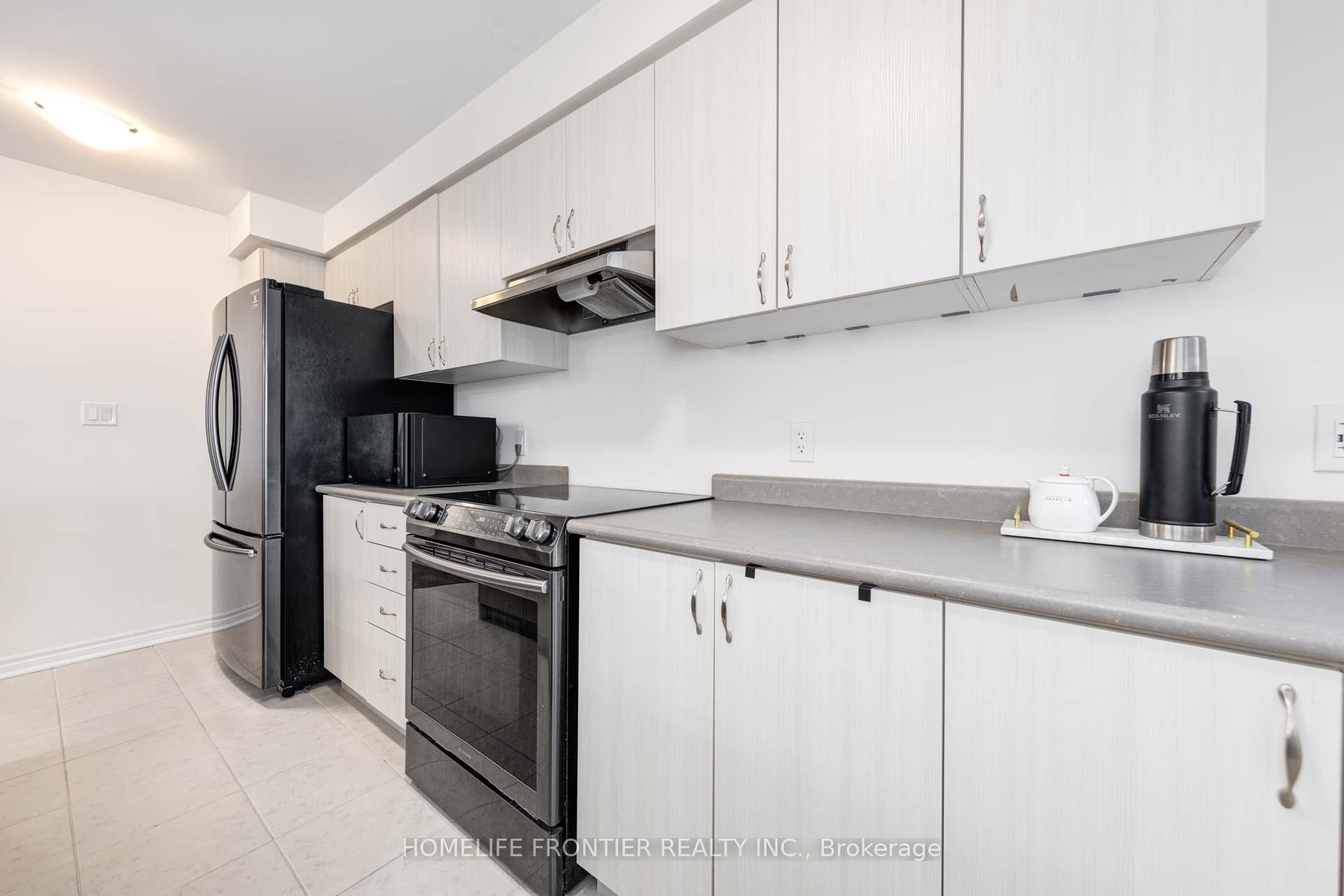 Photo 10 of Unit 19, 1125 Leger Way, Milton, Ford — HOMEH