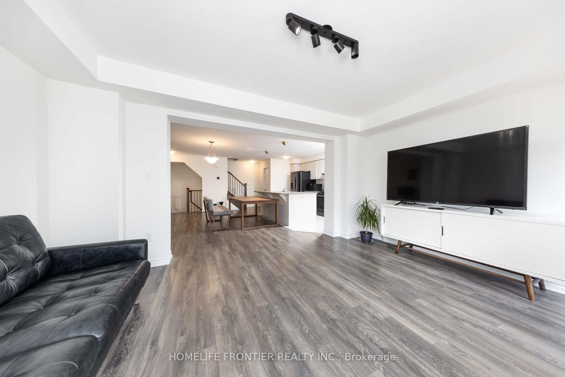 Photo 13 of Unit 19, 1125 Leger Way, Milton, Ford — HOMEH