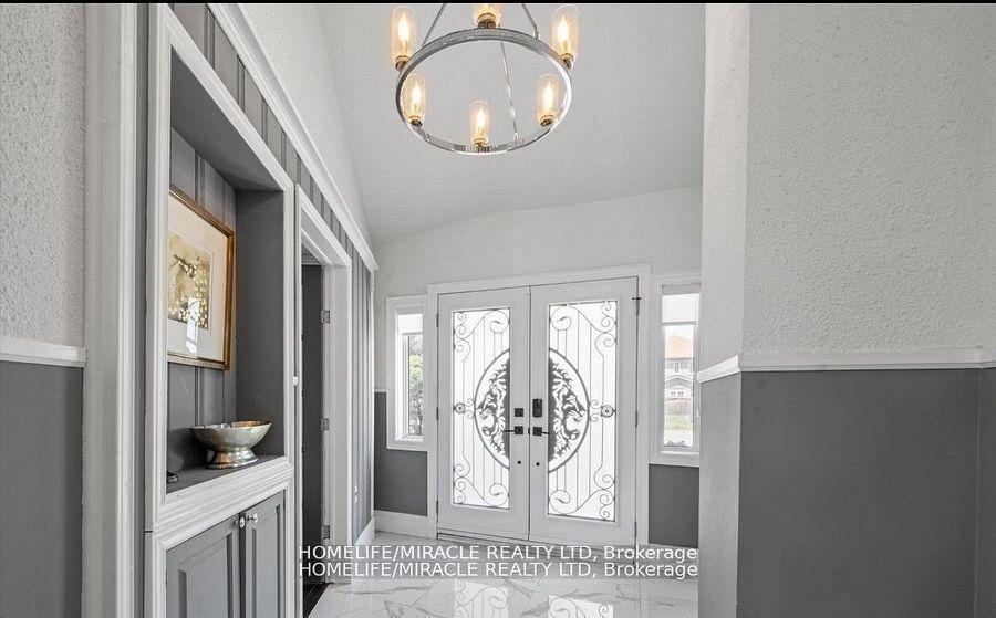 Photo 4 of 1491 Finch Avenue, Pickering, Liverpool — HOMEH