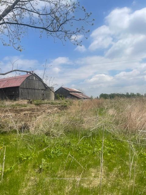 Photo 8 of 2825 York Durham Line, Pickering, Rural Pickering — HOMEH
