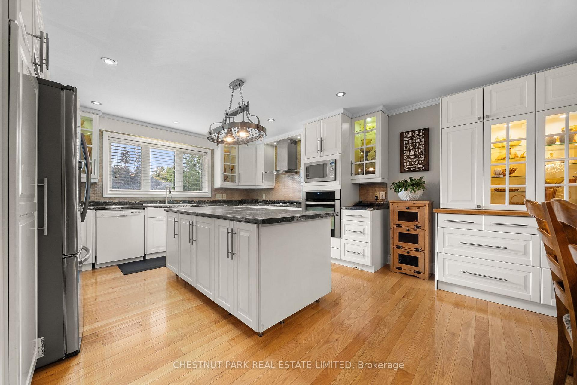 Photo 9 of 27 Ackerman Street, Prince Edward County, Picton Ward — HOMEH
