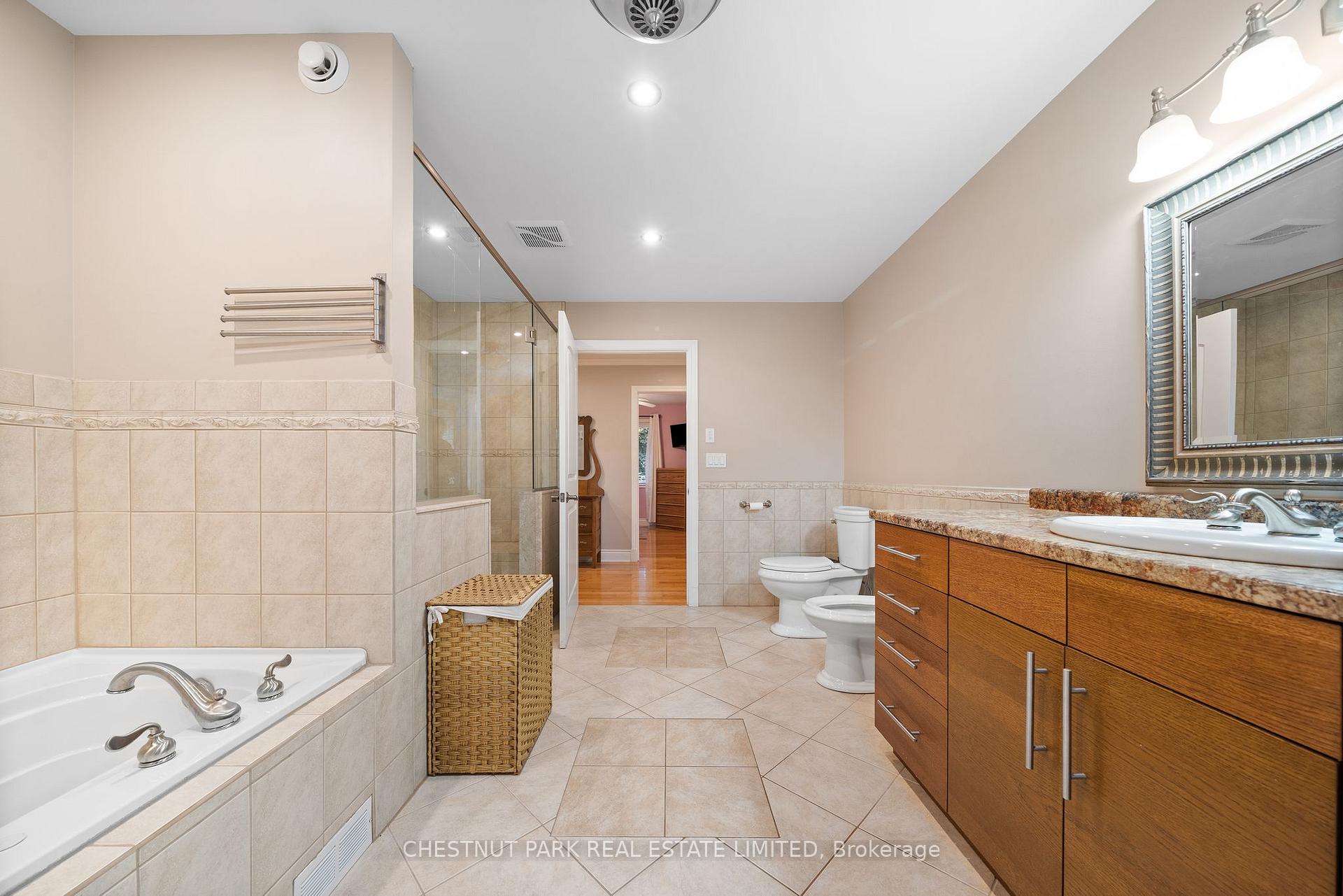 Photo 21 of 27 Ackerman Street, Prince Edward County, Picton Ward — HOMEH
