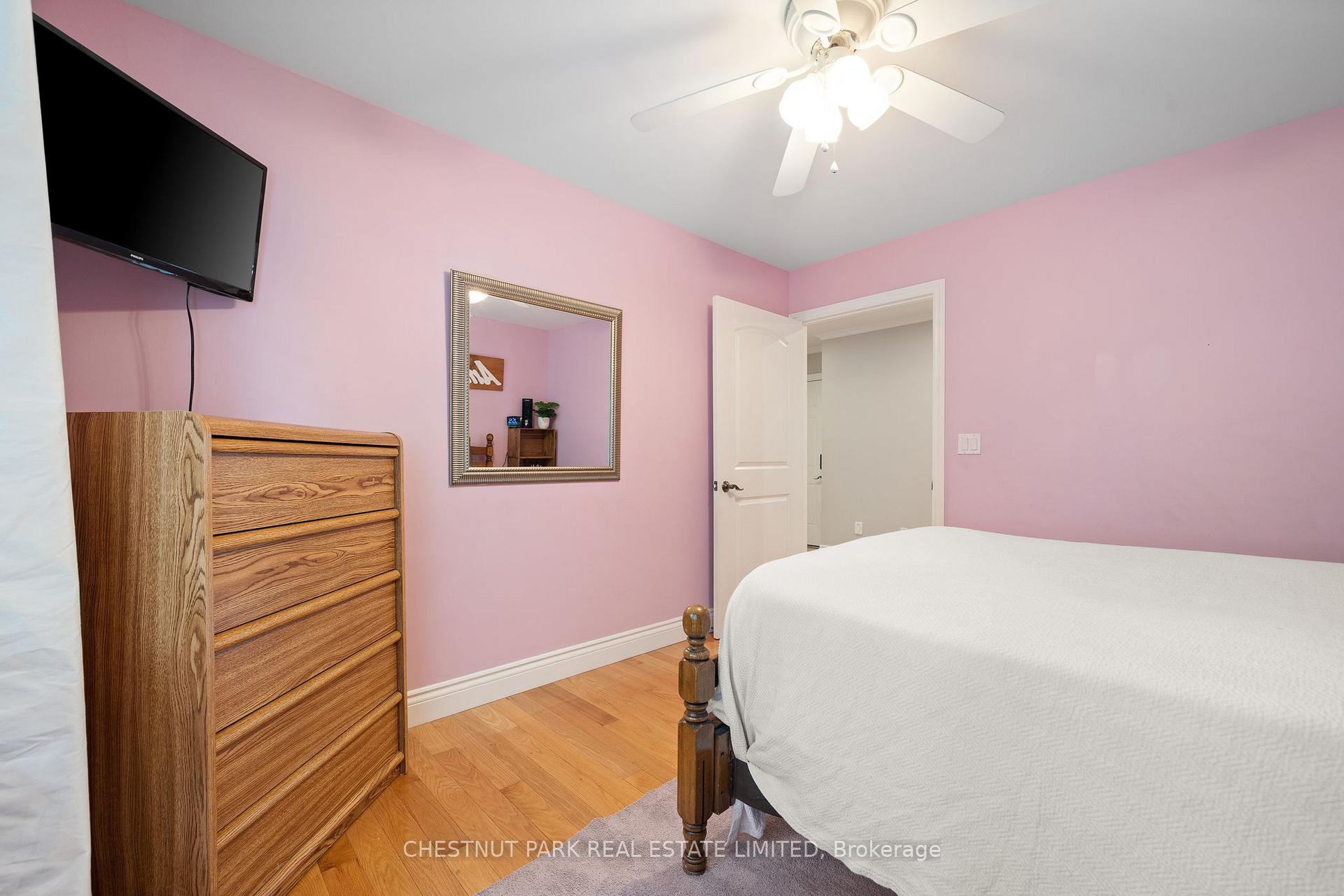 Photo 23 of 27 Ackerman Street, Prince Edward County, Picton Ward — HOMEH