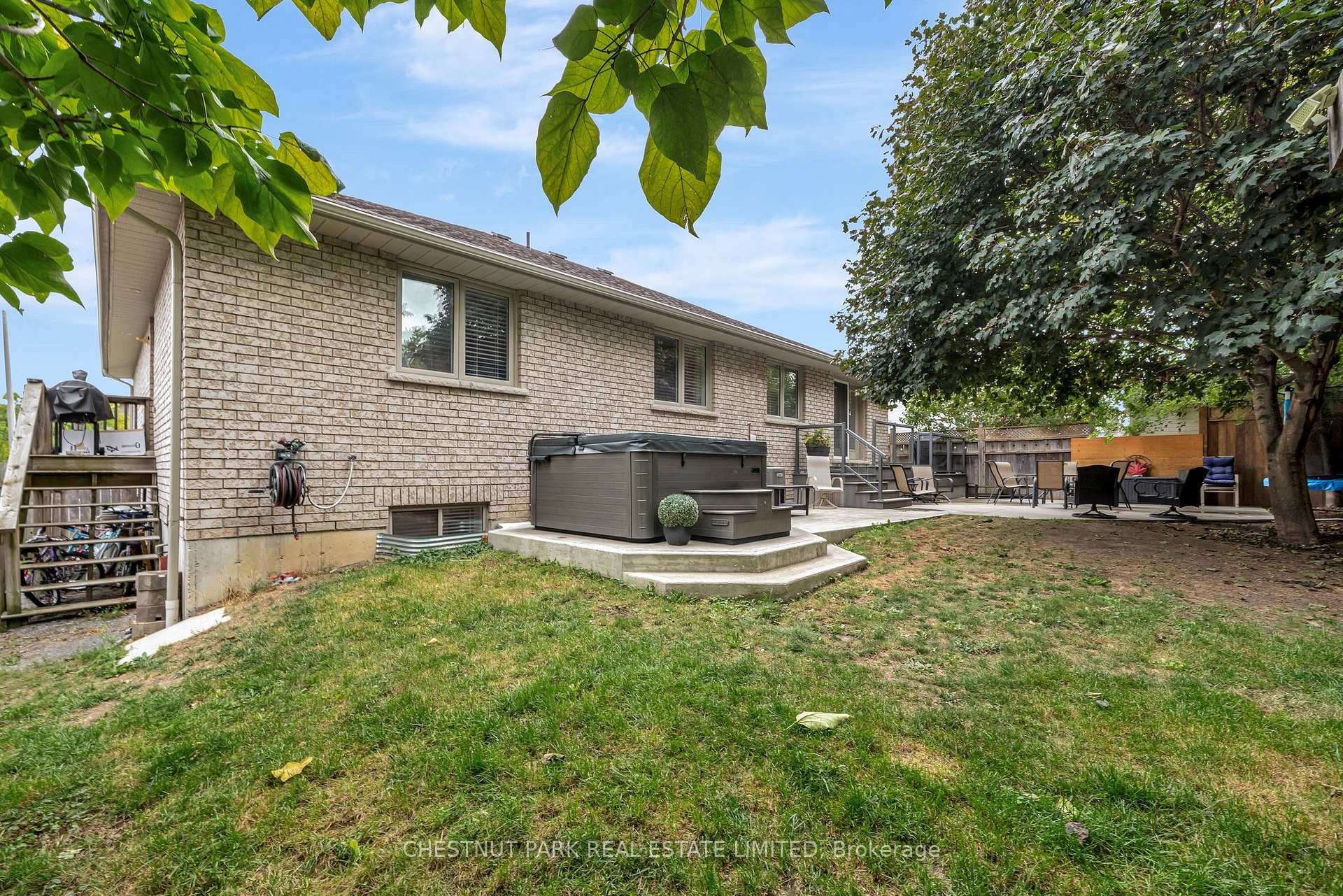 Photo 40 of 27 Ackerman Street, Prince Edward County, Picton Ward — HOMEH