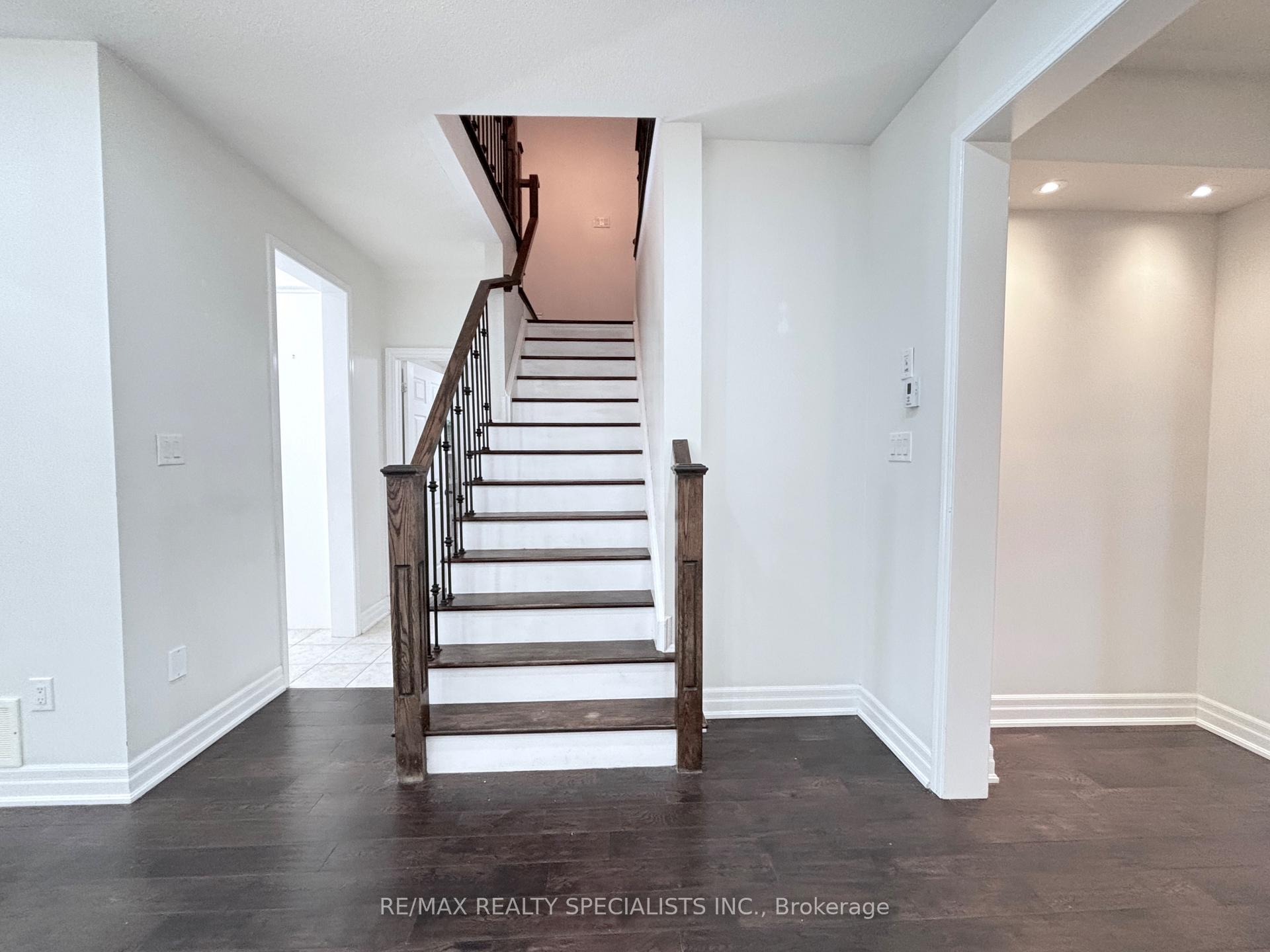 Photo 11 of 311 Ruhl Drive, Milton, Willmott — HOMEH