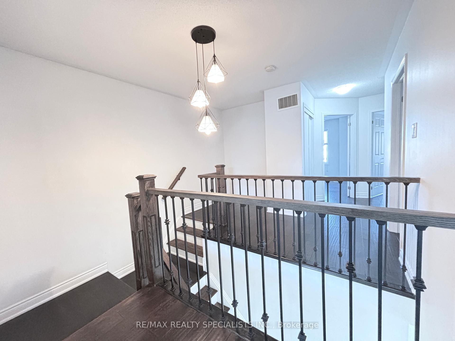 Photo 15 of 311 Ruhl Drive, Milton, Willmott — HOMEH