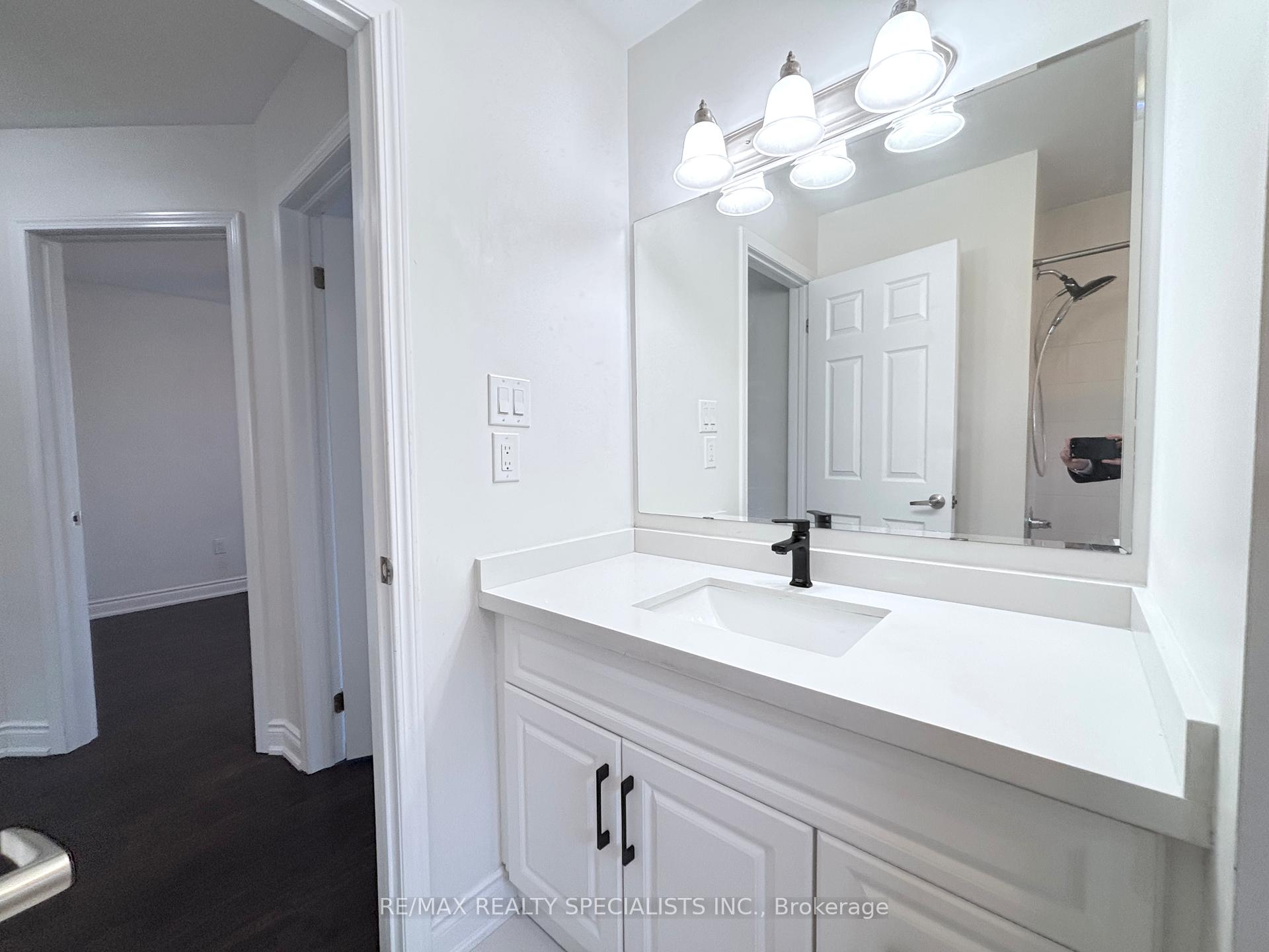 Photo 18 of 311 Ruhl Drive, Milton, Willmott — HOMEH