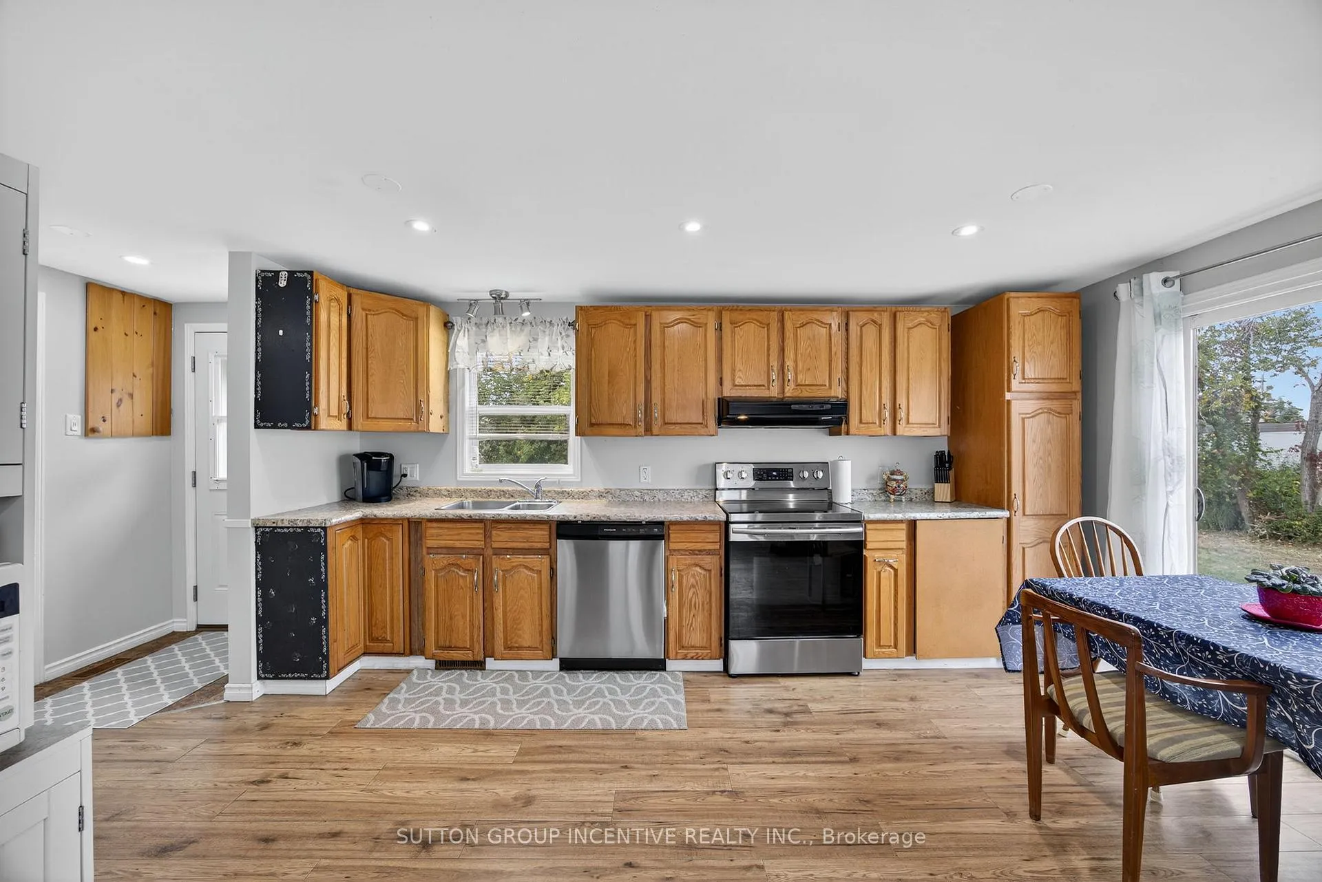 Photo 9 of 4652 Plum Point Road, Ramara, Atherley — HOMEH