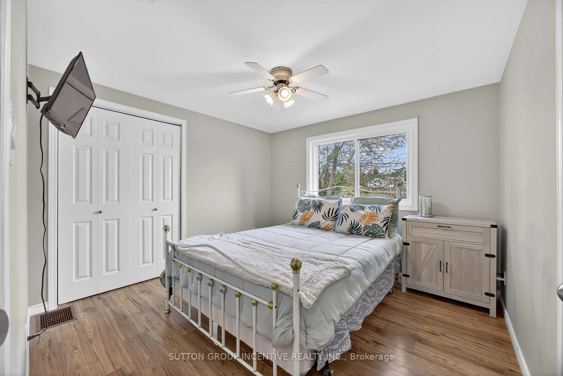 Photo 15 of 4652 Plum Point Road, Ramara, Atherley — HOMEH