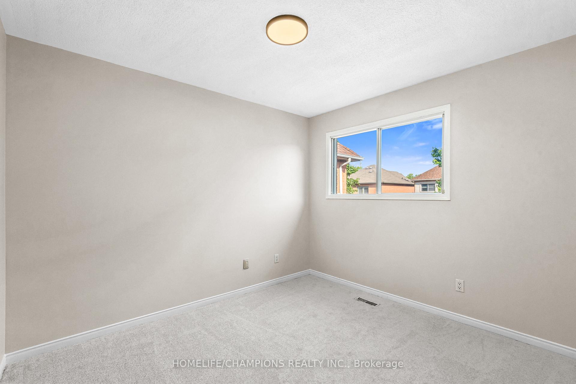 Photo 18 of 104 Secord Street, Pickering, Highbush — HOMEH