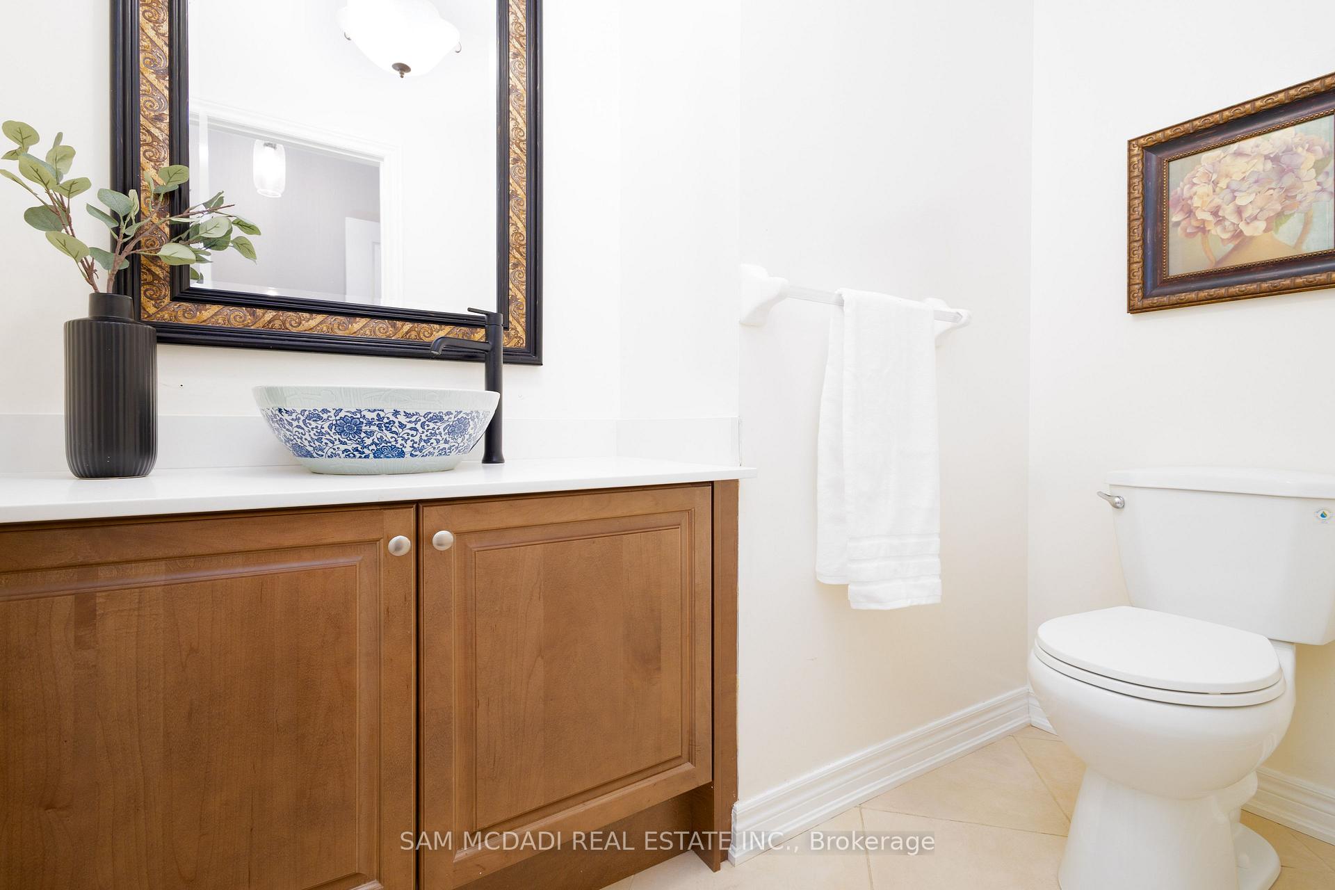 Photo 17 of 296 Wrigglesworth Crescent, Milton, Scott — HOMEH