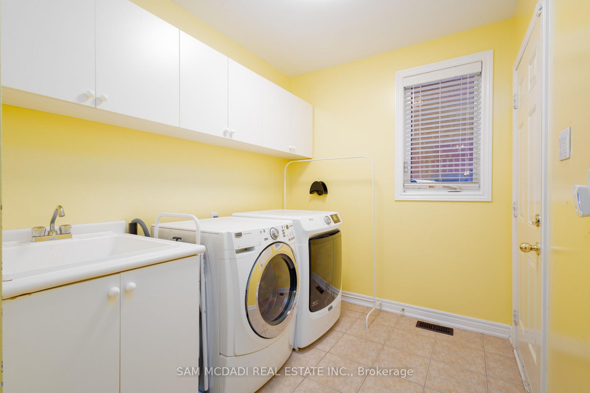 Photo 18 of 296 Wrigglesworth Crescent, Milton, Scott — HOMEH