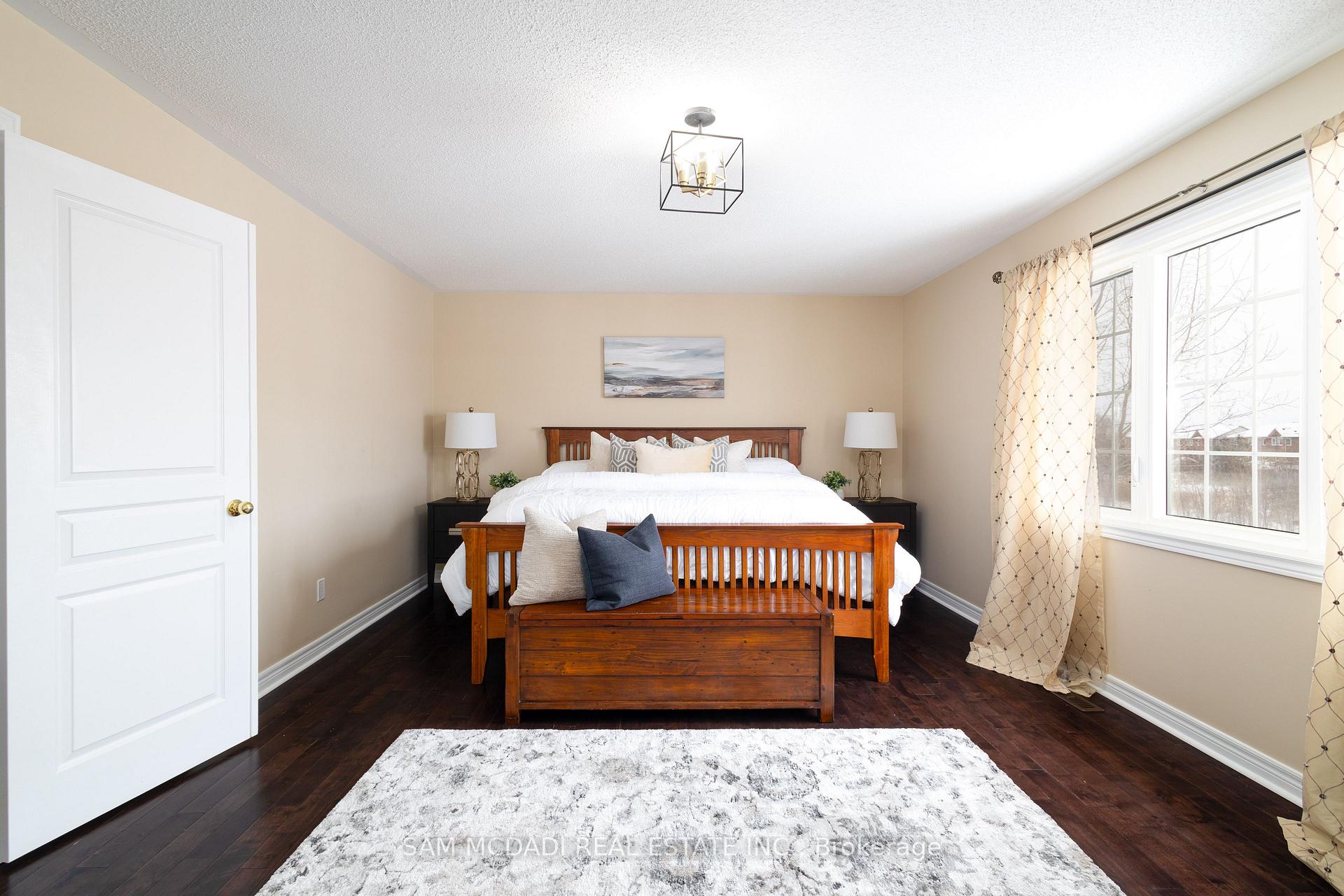Photo 20 of 296 Wrigglesworth Crescent, Milton, Scott — HOMEH
