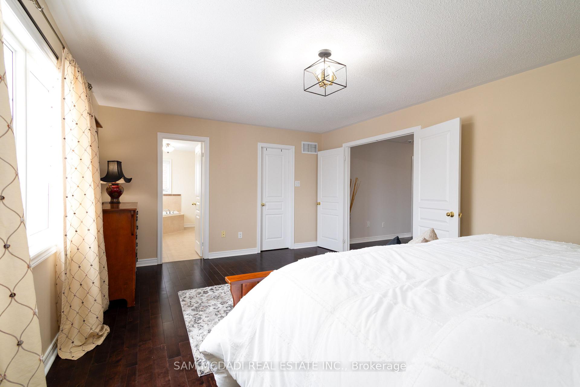 Photo 21 of 296 Wrigglesworth Crescent, Milton, Scott — HOMEH