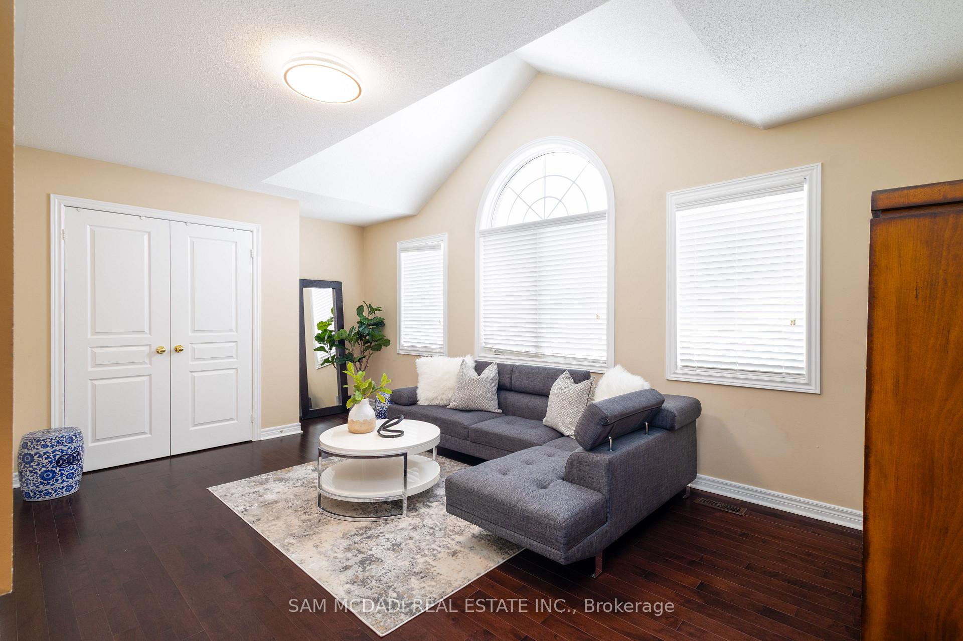 Photo 30 of 296 Wrigglesworth Crescent, Milton, Scott — HOMEH