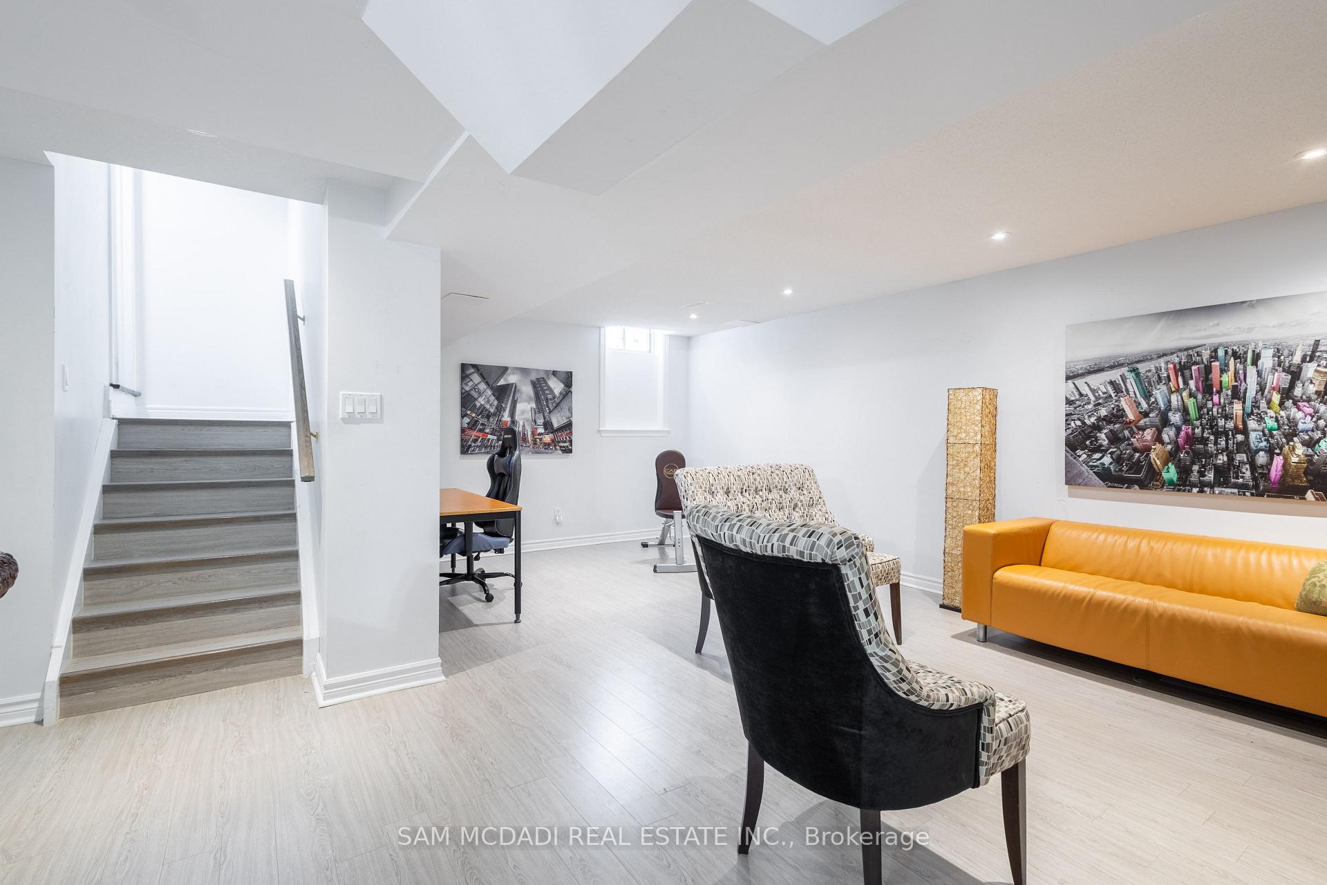 Photo 35 of 296 Wrigglesworth Crescent, Milton, Scott — HOMEH