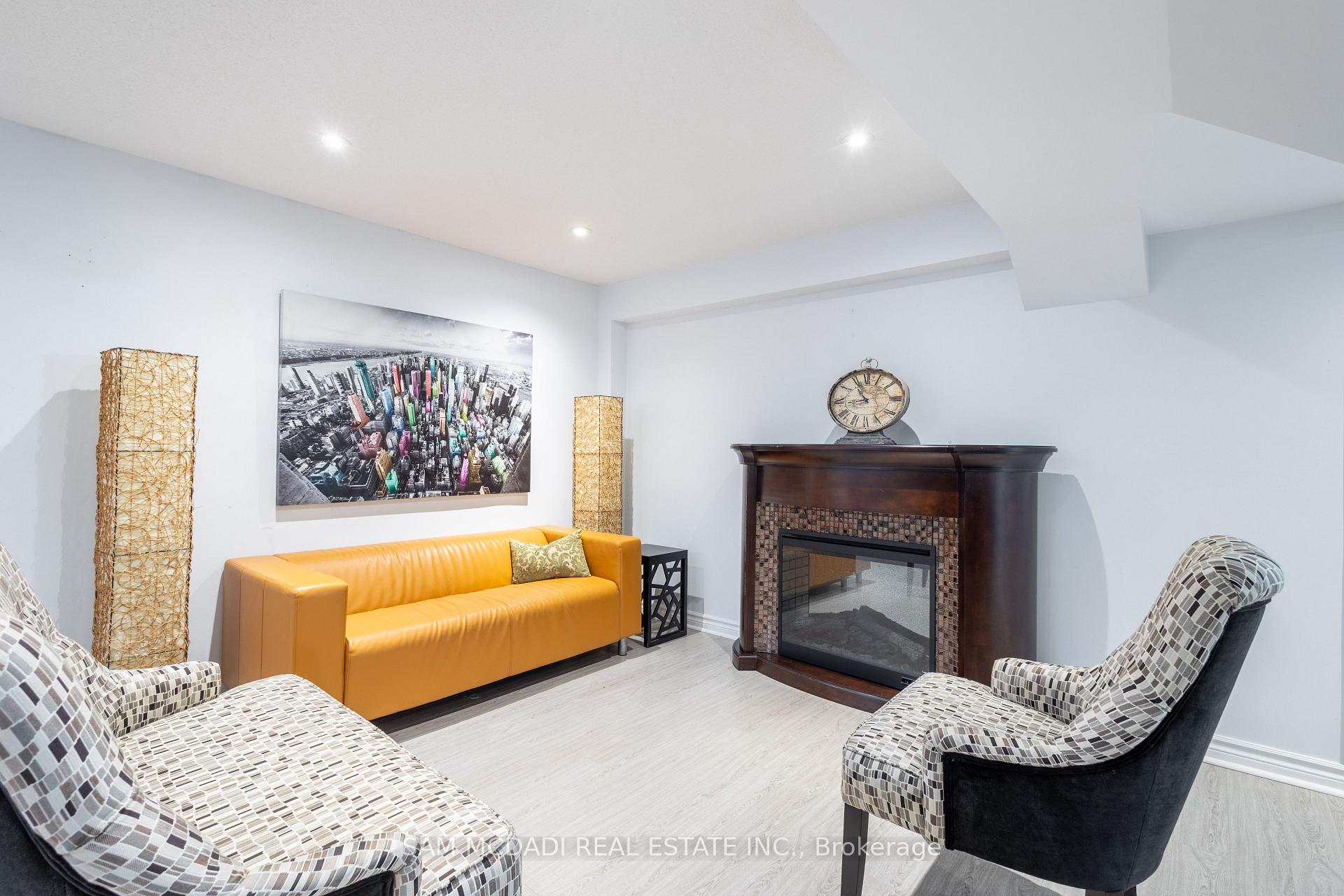 Photo 37 of 296 Wrigglesworth Crescent, Milton, Scott — HOMEH
