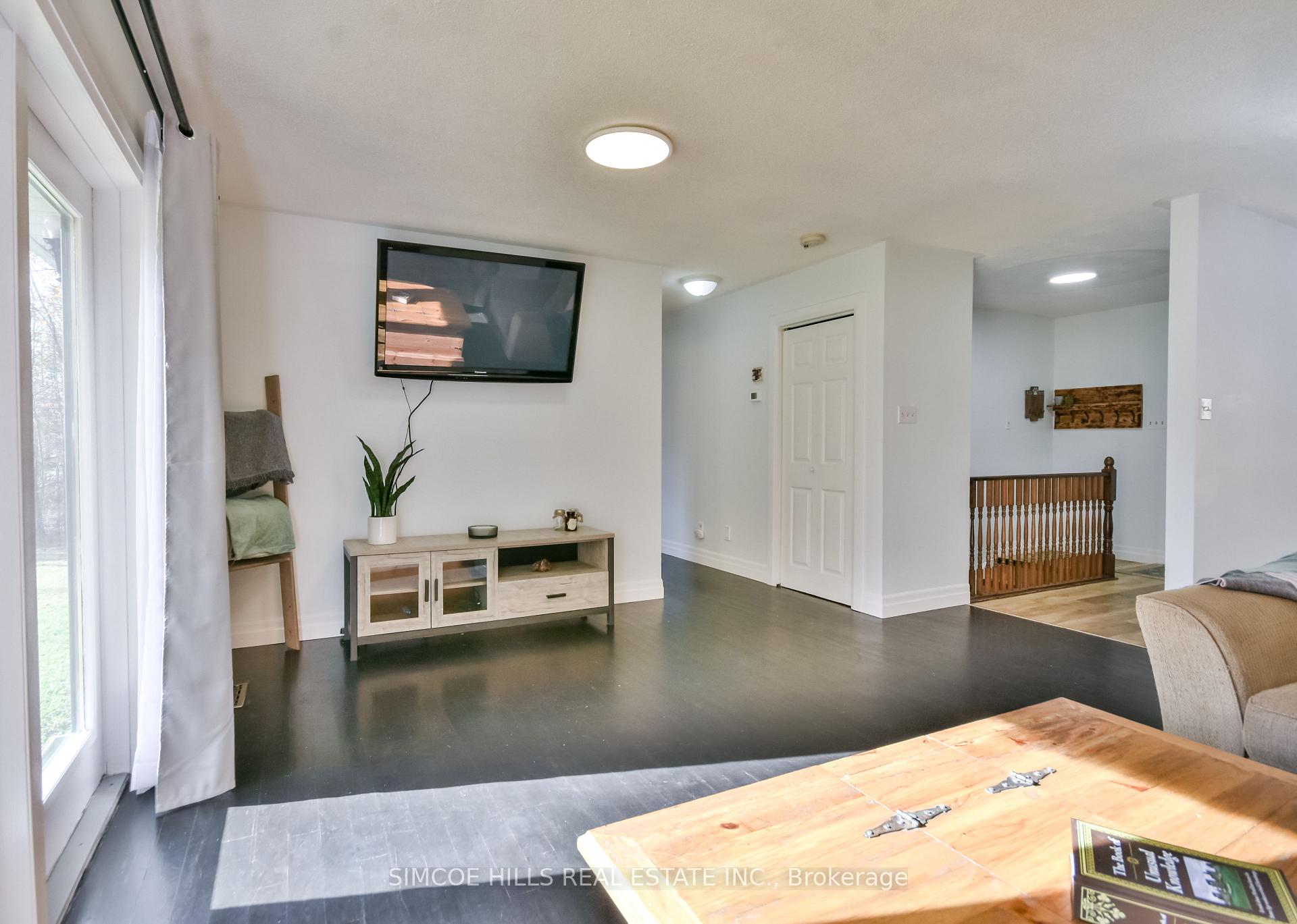 Photo 11 of 2021 Monck Road, Ramara, Rural Ramara — HOMEH