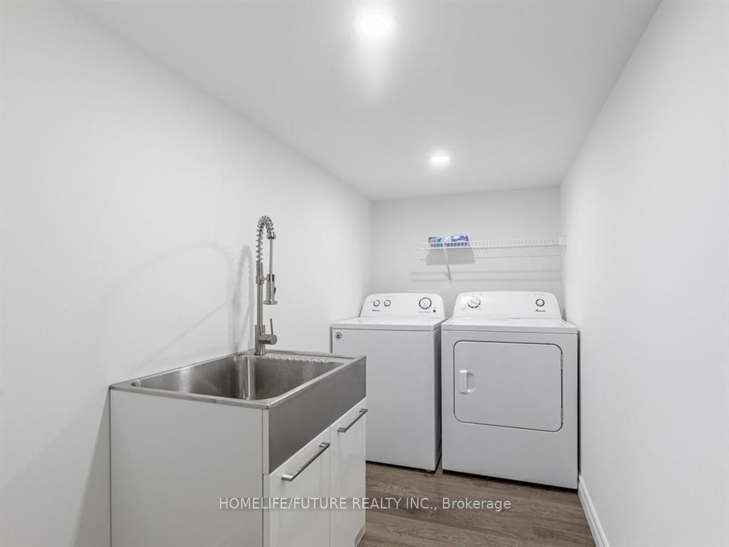 Photo 5 of Unit Bsmt, 1290 Harlstone Crescent, Oshawa, Taunton — HOMEH
