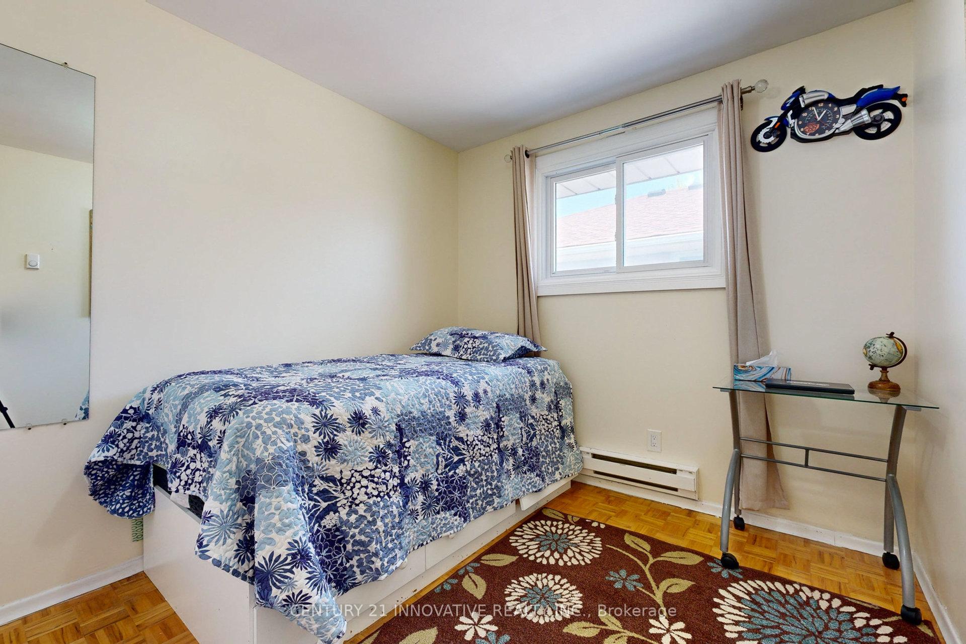 Photo 18 of 889 Carnaby Crescent, Oshawa, Centennial — HOMEH