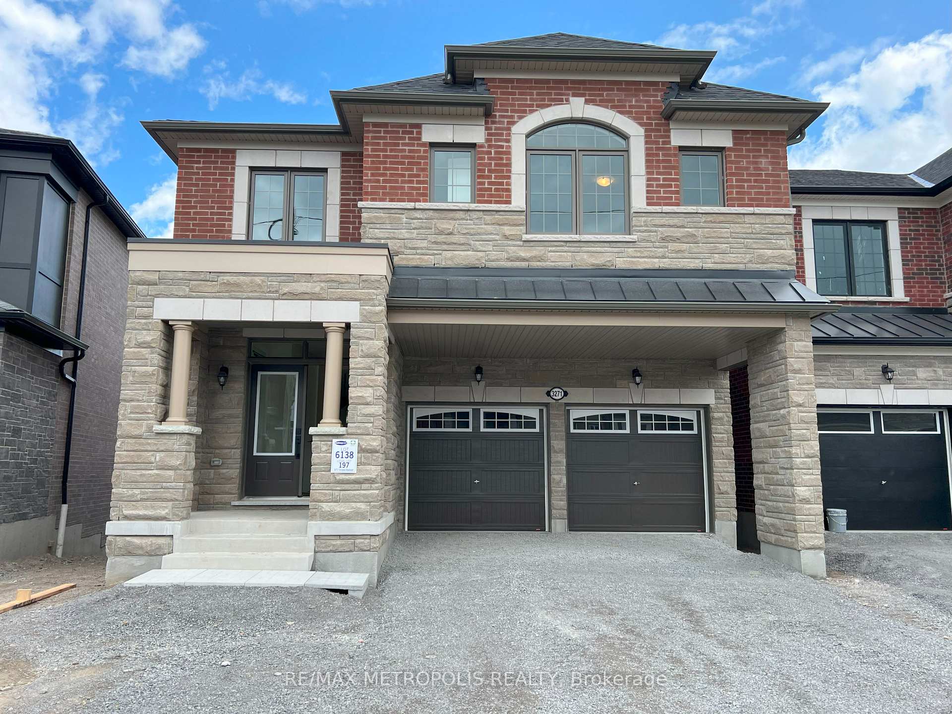 Photo 1 of Unit Main & Upper, 3271 Turnstone Boulevard, Pickering, Rural Pickering — HOMEH