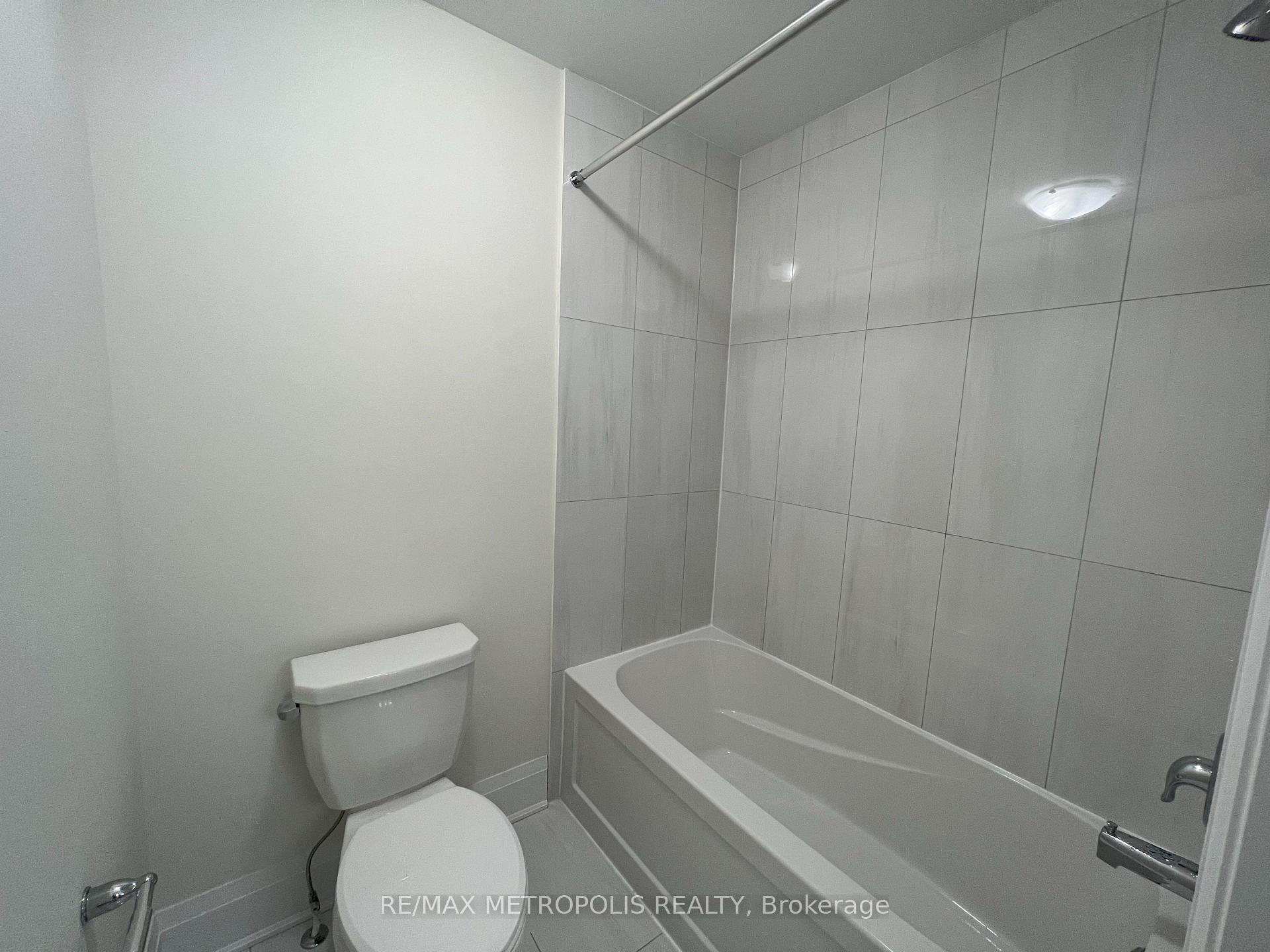 Photo 11 of Unit Main & Upper, 3271 Turnstone Boulevard, Pickering, Rural Pickering — HOMEH