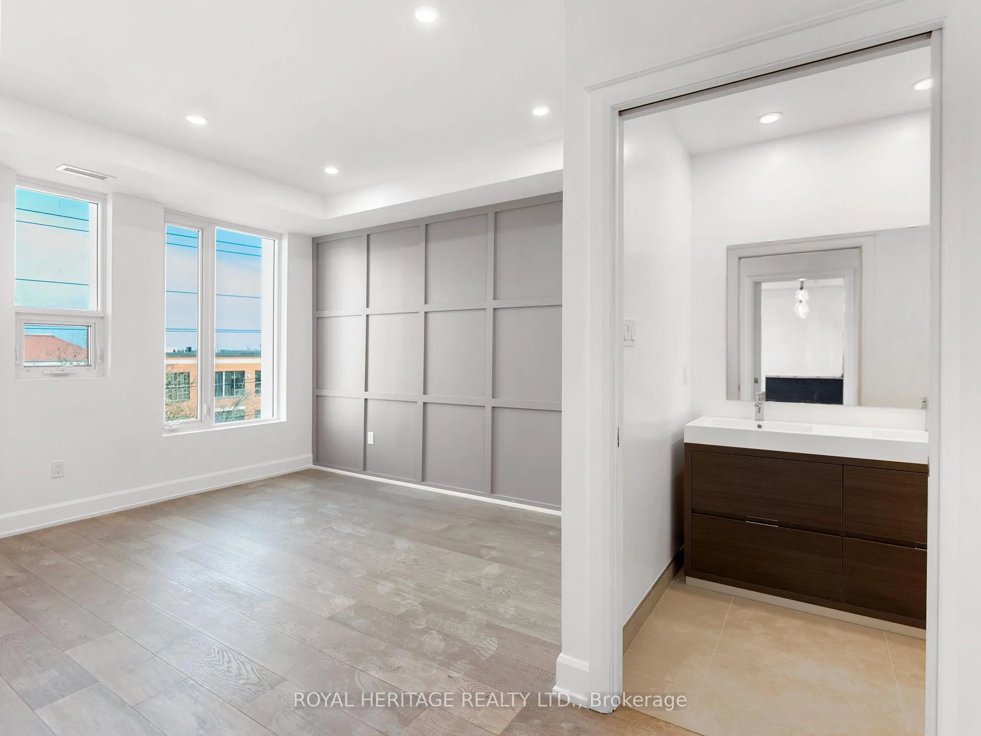 Photo 10 of Unit 407, 195 Hunter Street, Peterborough, Ashburnham Ward 4 — HOMEH