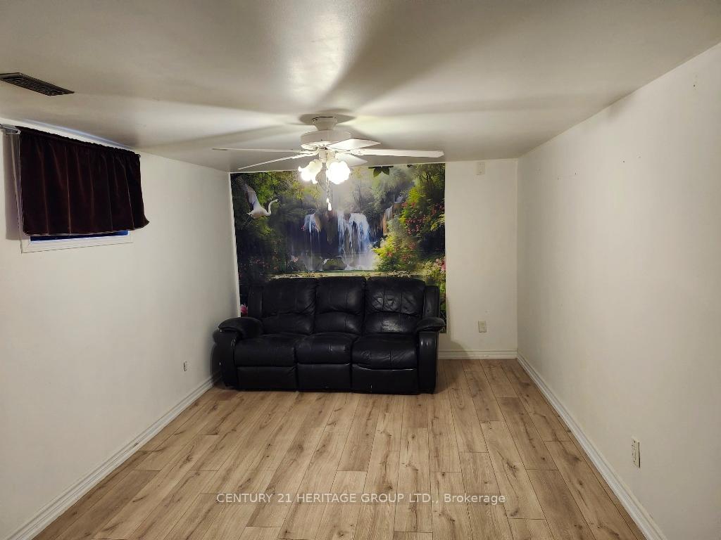 Photo 14 of 976 Glen Street E, Oshawa, Lakeview — HOMEH