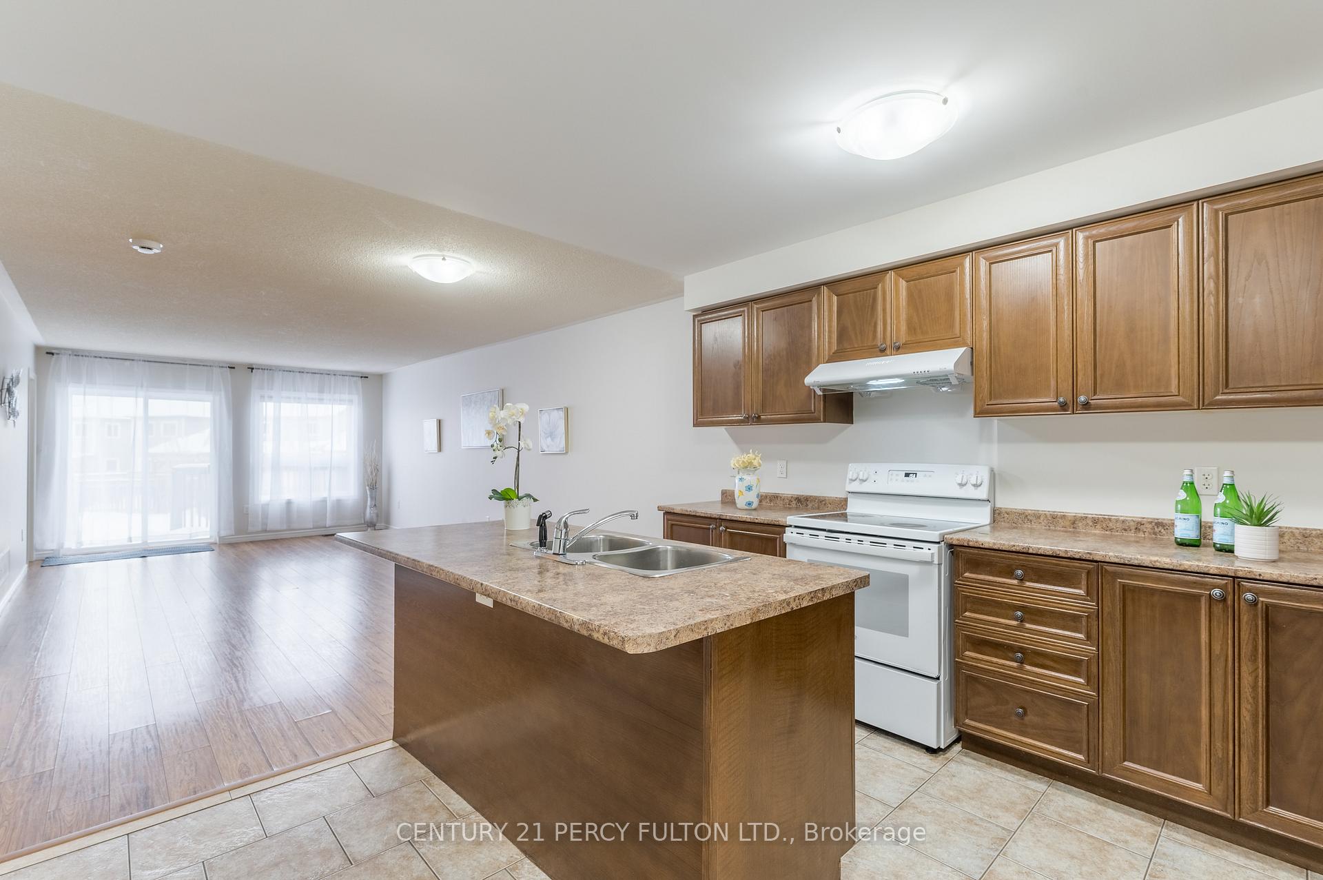 Photo 10 of 223 Cowling Heights, Peterborough, Monaghan Ward 2 — HOMEH