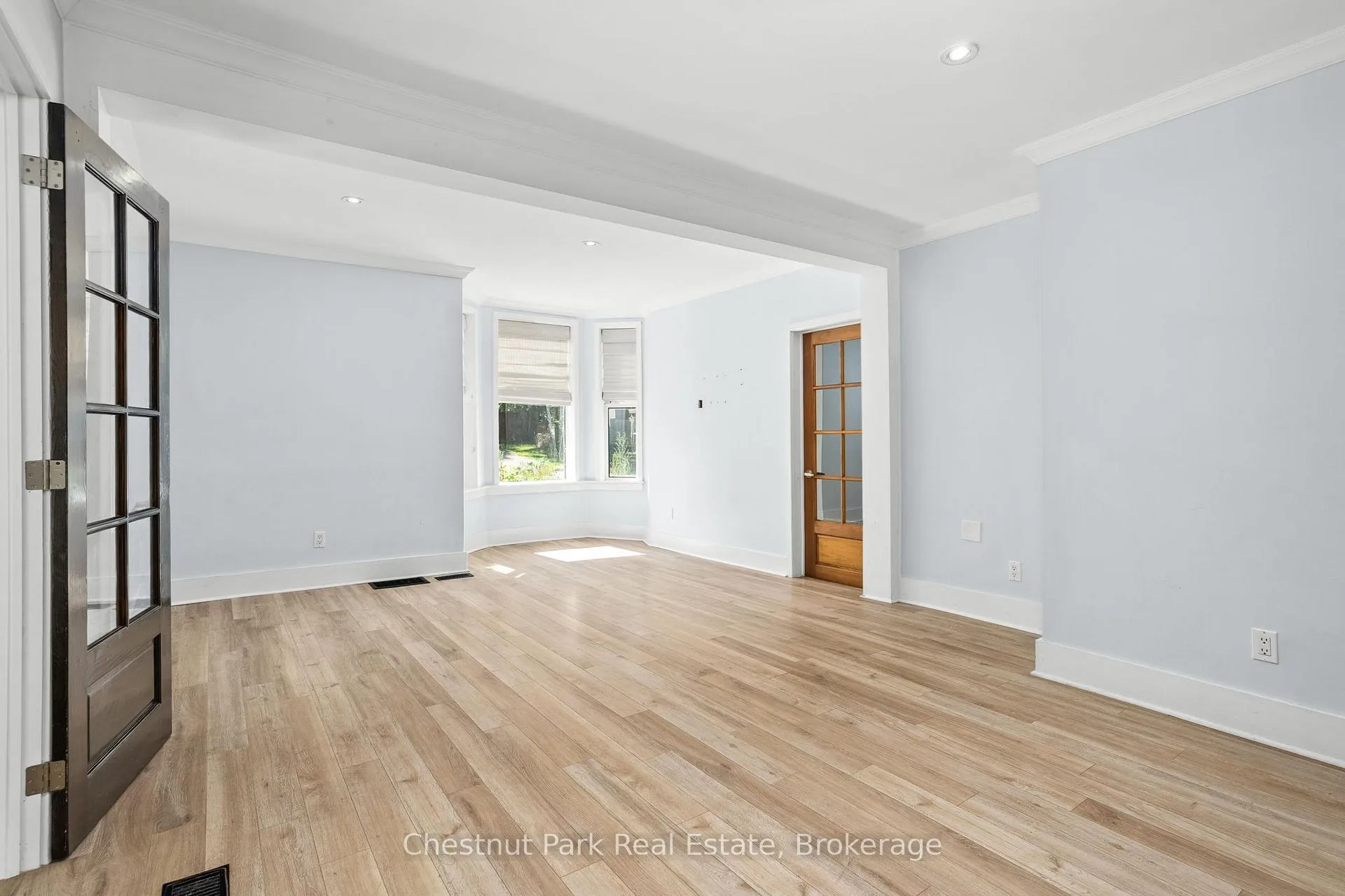 Photo 18 of 615 Bay Street, Gravenhurst, Muskoka (S) — HOMEH